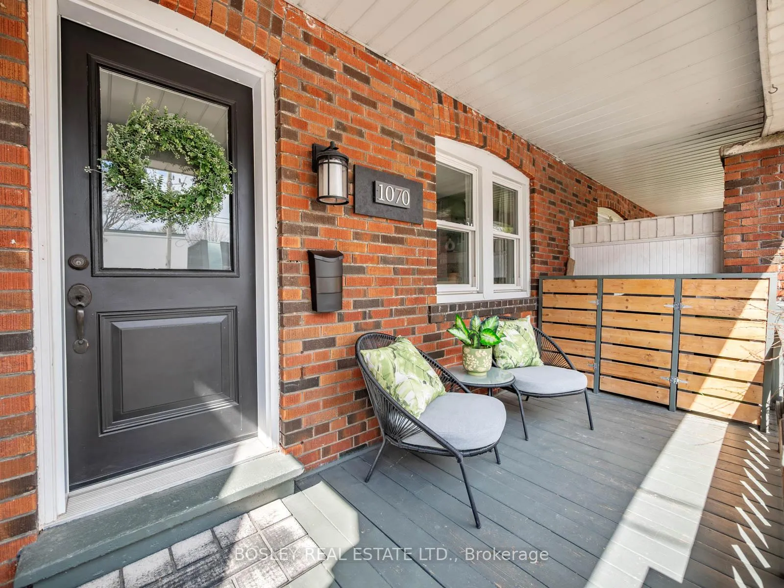Photo 3 of 1070 Woodbine Avenue, Toronto, Danforth — HOMEH