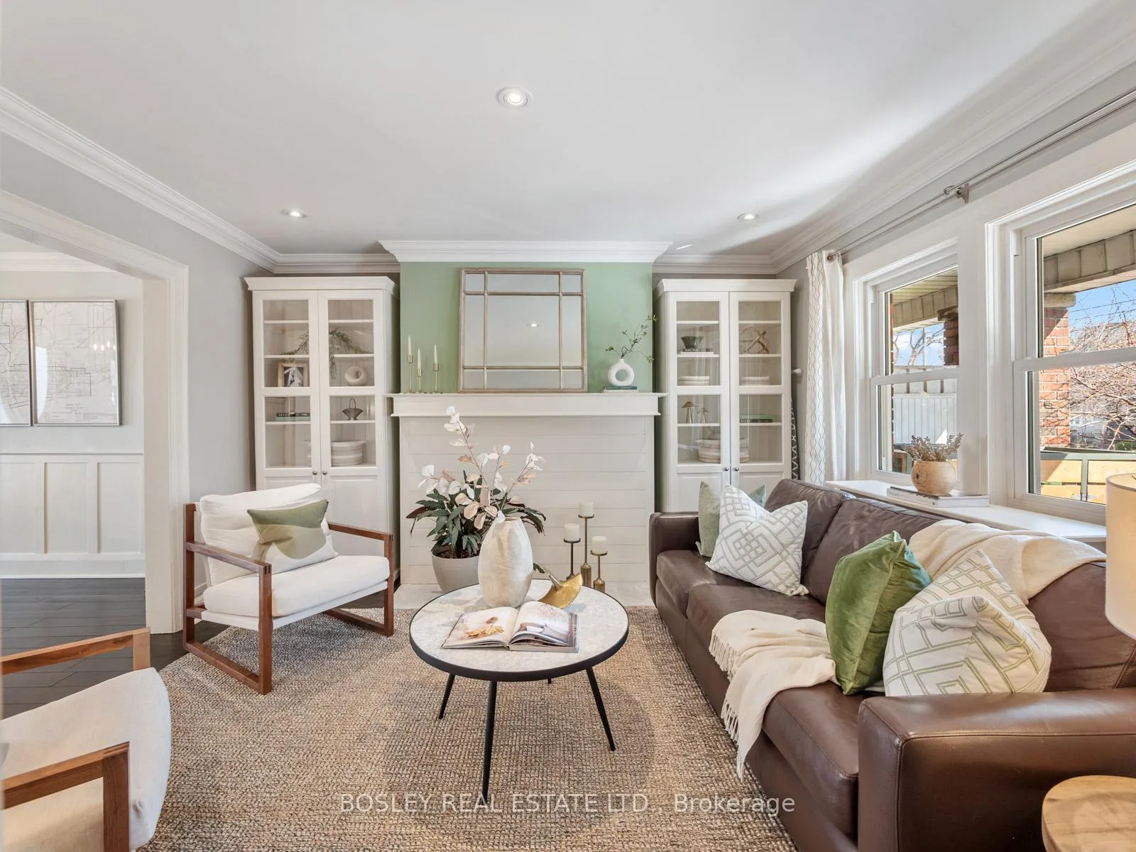 Photo 6 of 1070 Woodbine Avenue, Toronto, Danforth — HOMEH
