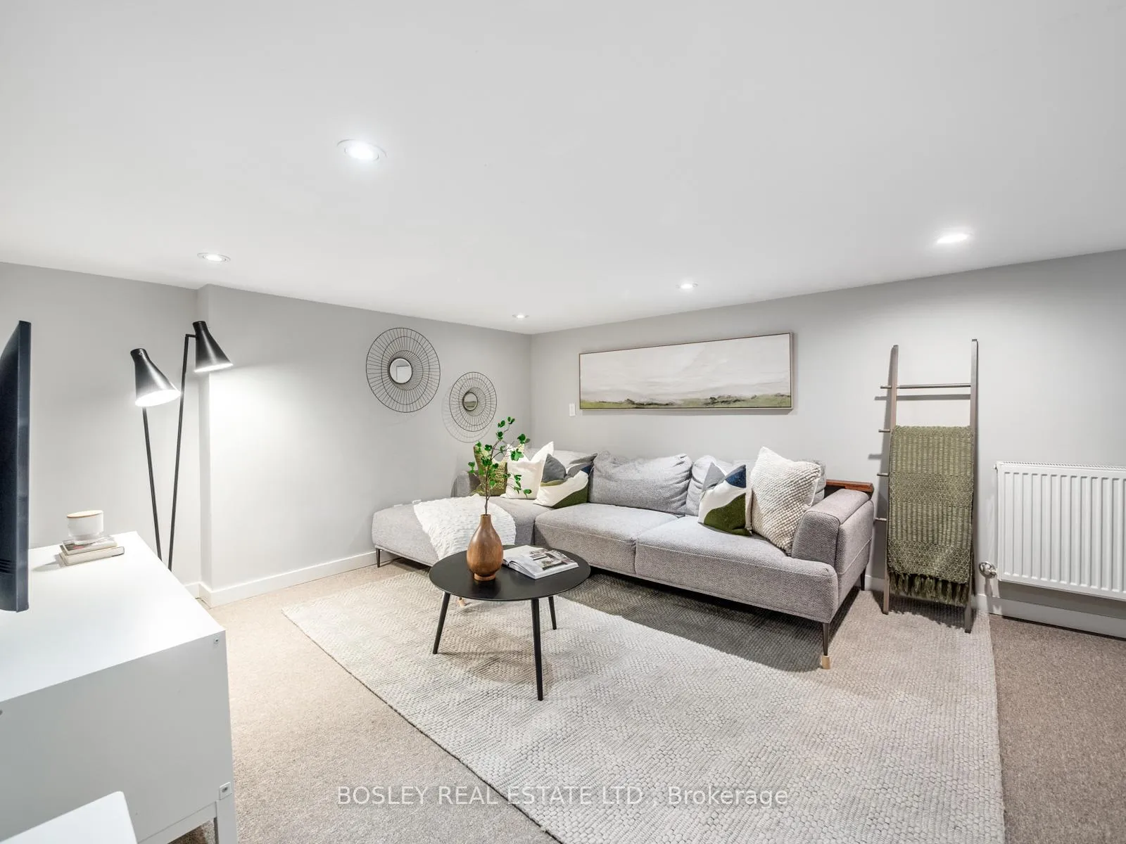 Photo 32 of 1070 Woodbine Avenue, Toronto, Danforth — HOMEH