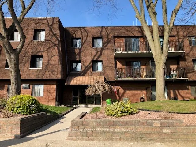 Photo 1 of Unit 207, 225 Campus Parkway, Chatham-Kent, Chatham — HOMEH
