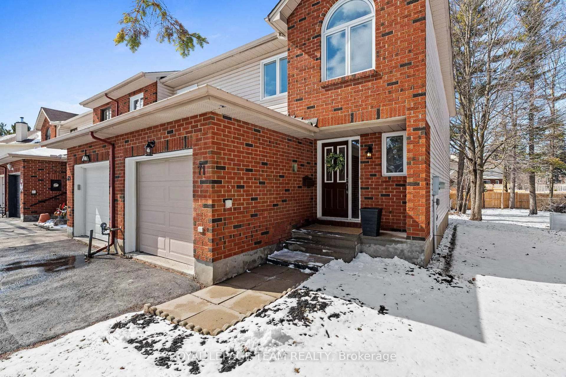 Photo 2 of 71 Furlong Crescent, Ottawa, Kanata - Bridlewood — HOMEH