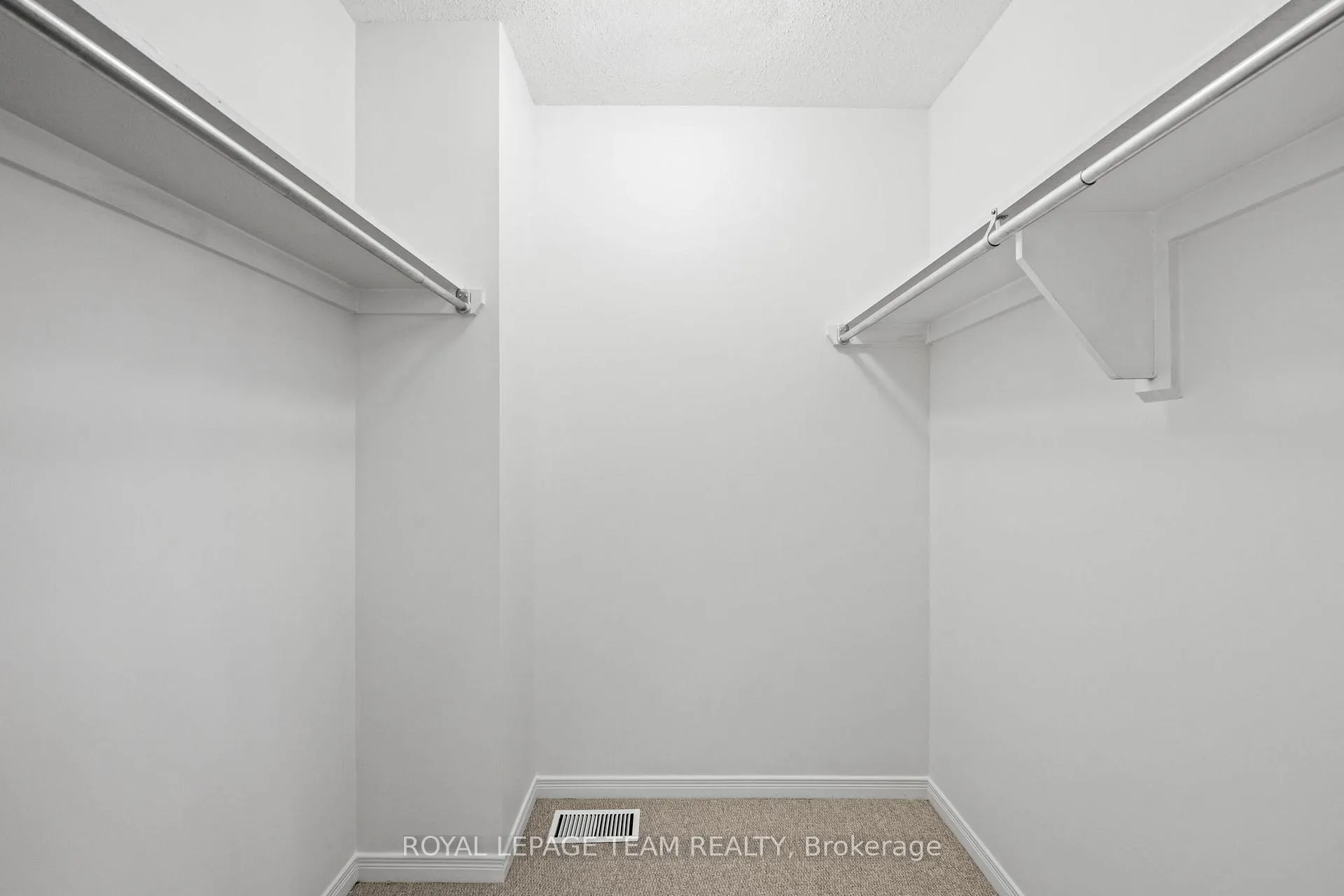 Photo 26 of 71 Furlong Crescent, Ottawa, Kanata - Bridlewood — HOMEH