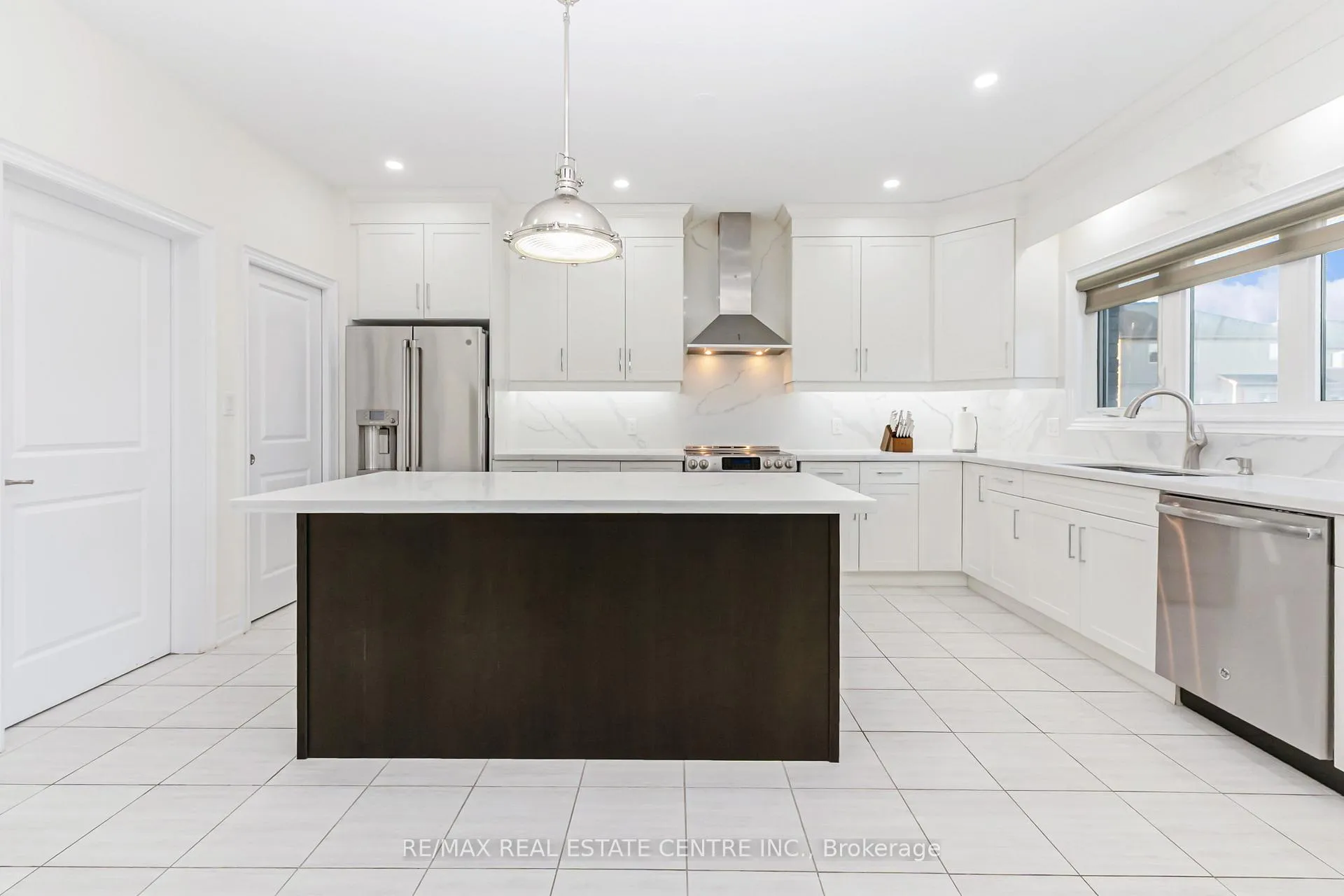 Photo 15 of 127 Lametti Drive, Pelham, Fonthill — HOMEH