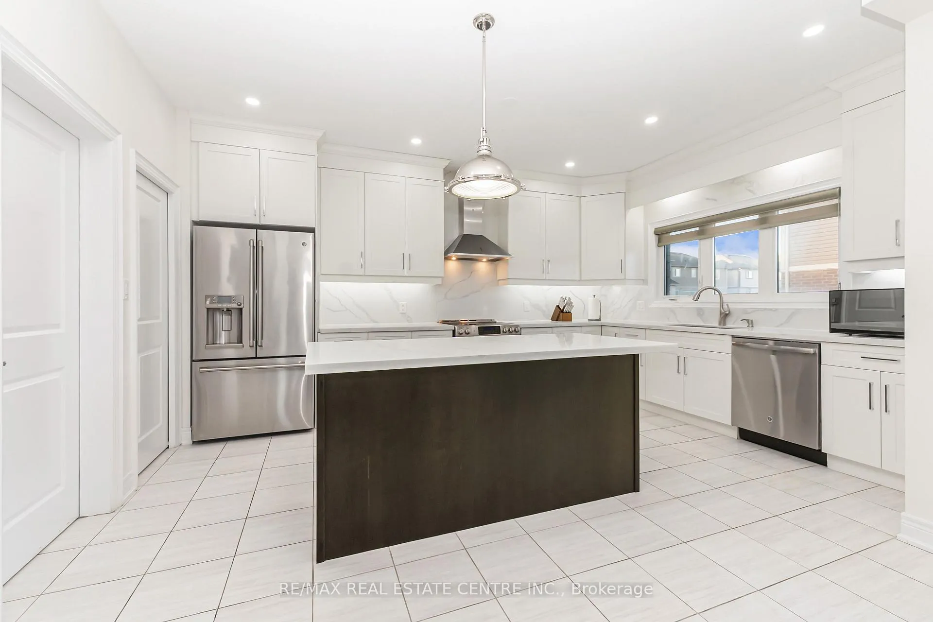 Photo 16 of 127 Lametti Drive, Pelham, Fonthill — HOMEH