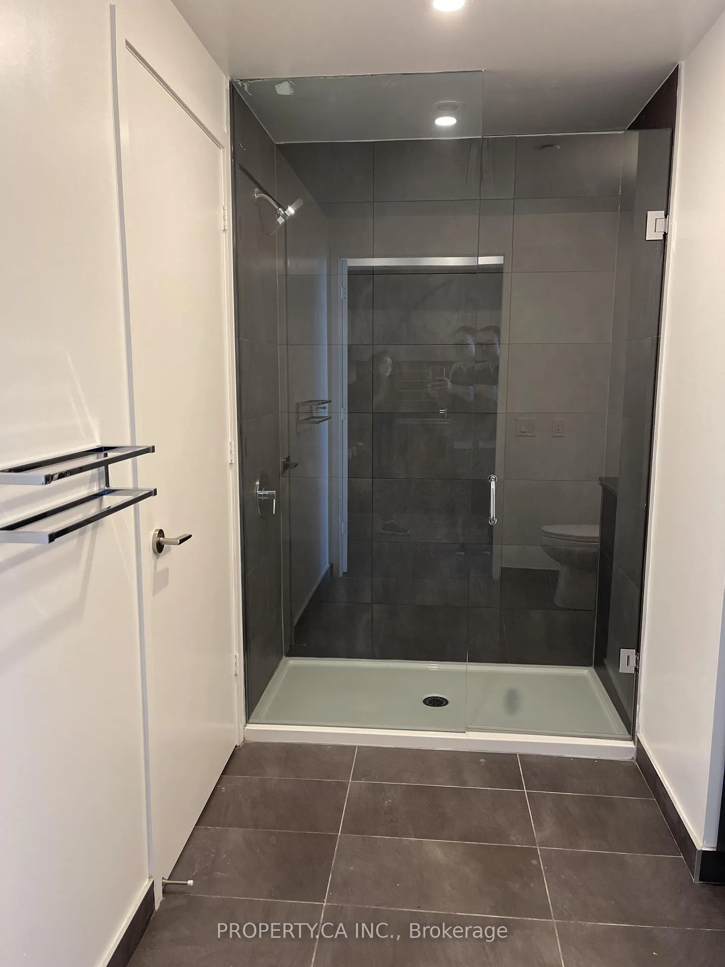 Photo 8 of Unit 208, 7890 Jane Street, Vaughan, Concord — HOMEH