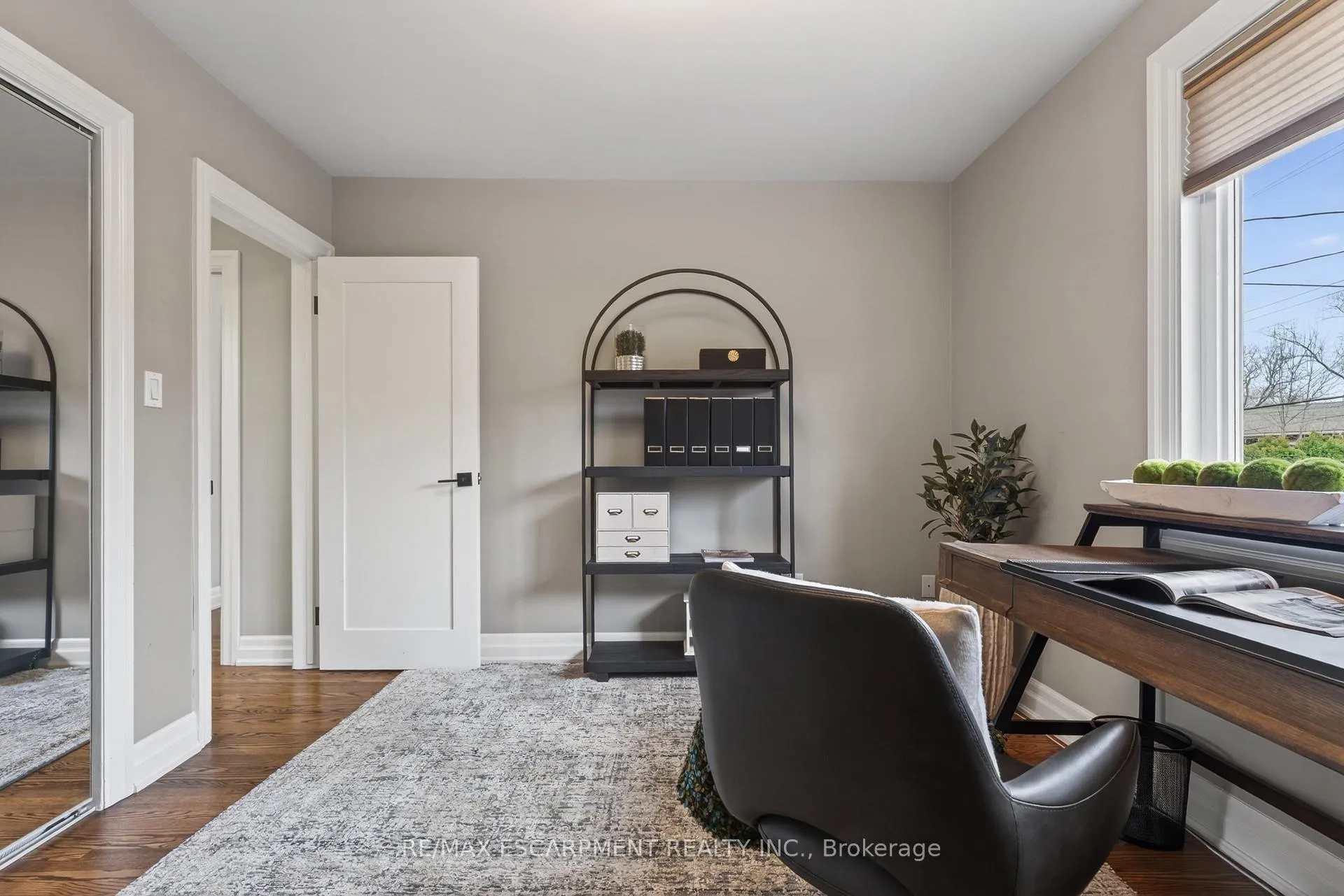 Photo 23 of 316 Silvana Crescent, Burlington, Shoreacres — HOMEH