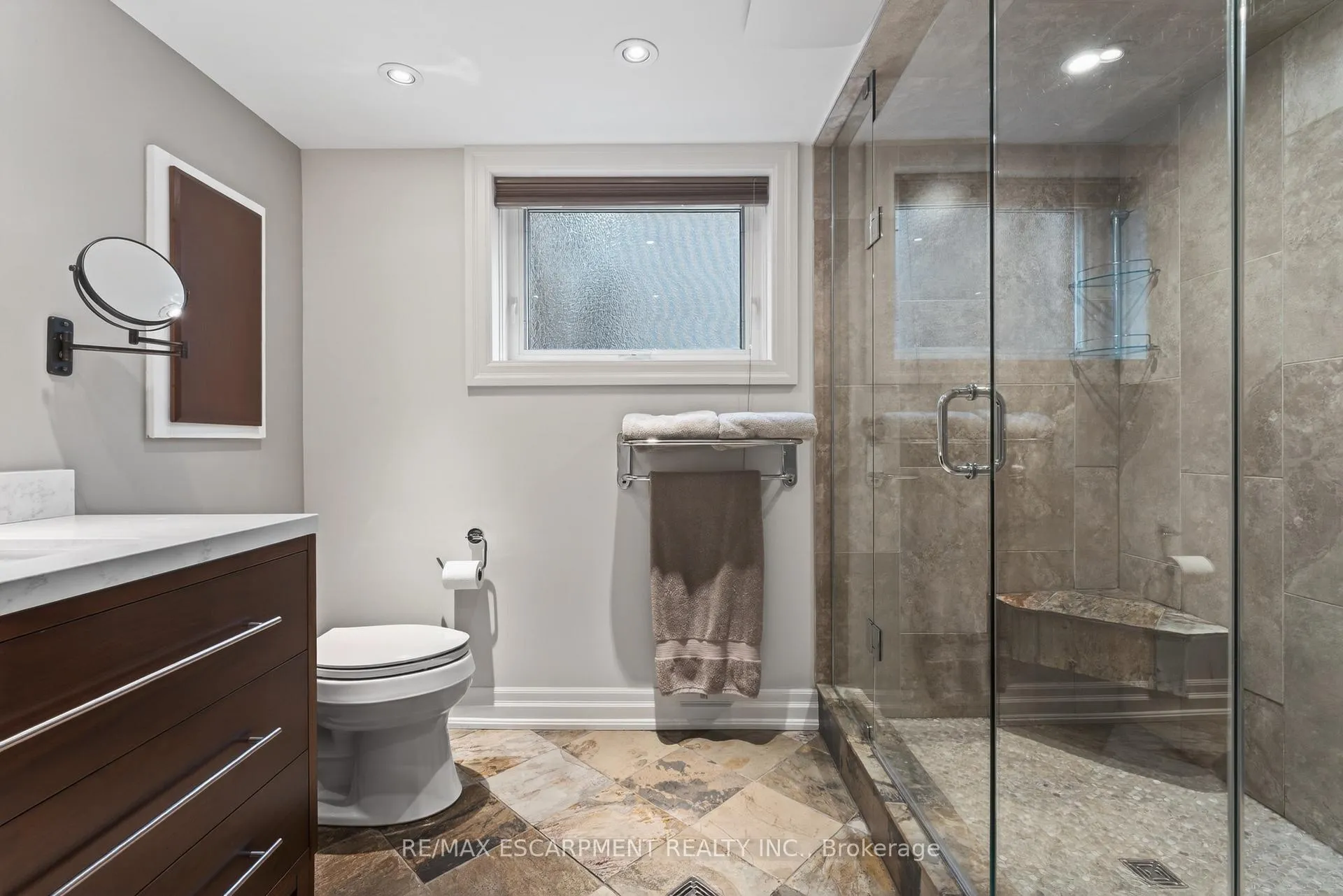 Photo 34 of 316 Silvana Crescent, Burlington, Shoreacres — HOMEH