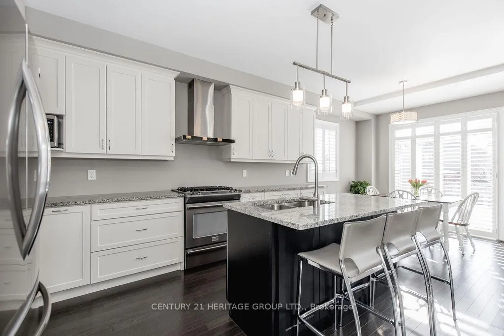 Photo 8 of 25 Copeland Crescent, Innisfil, Cookstown — HOMEH
