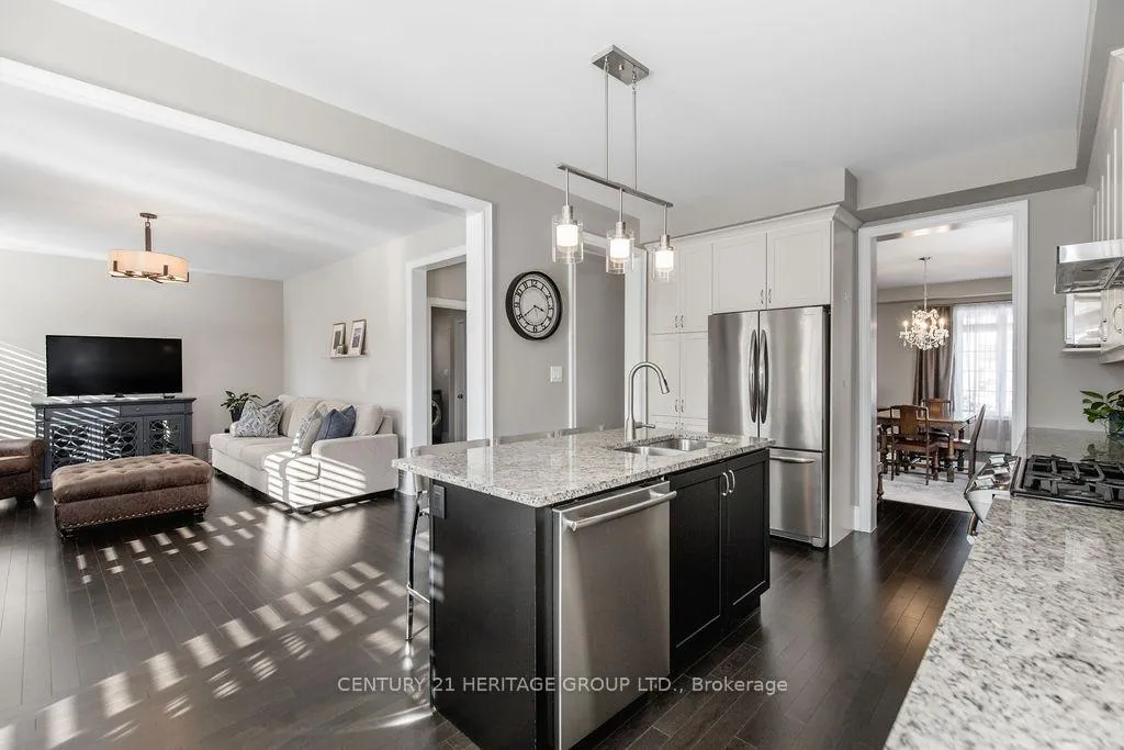 Photo 11 of 25 Copeland Crescent, Innisfil, Cookstown — HOMEH