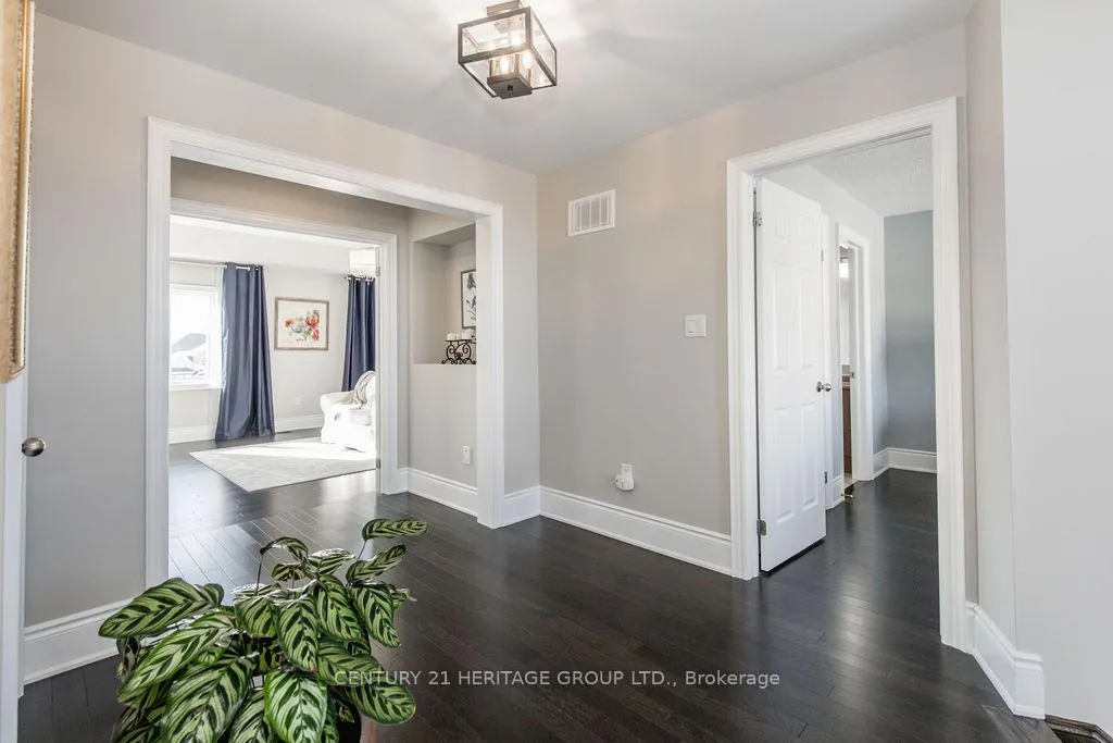 Photo 19 of 25 Copeland Crescent, Innisfil, Cookstown — HOMEH