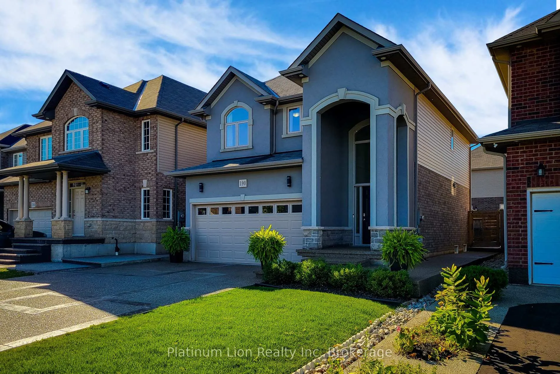 Photo 3 of 190 Bellagio Avenue, Hamilton, Rural Glanbrook — HOMEH