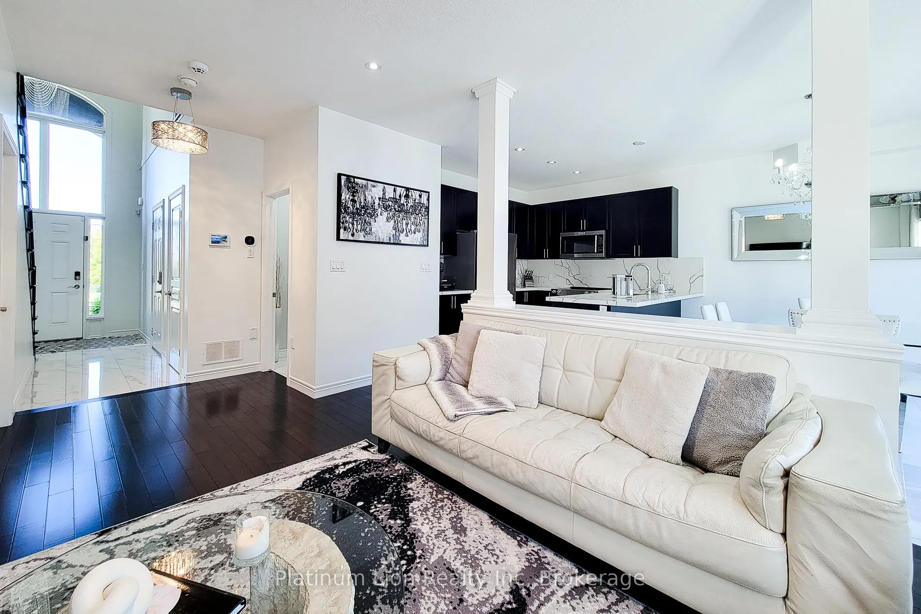 Photo 10 of 190 Bellagio Avenue, Hamilton, Rural Glanbrook — HOMEH