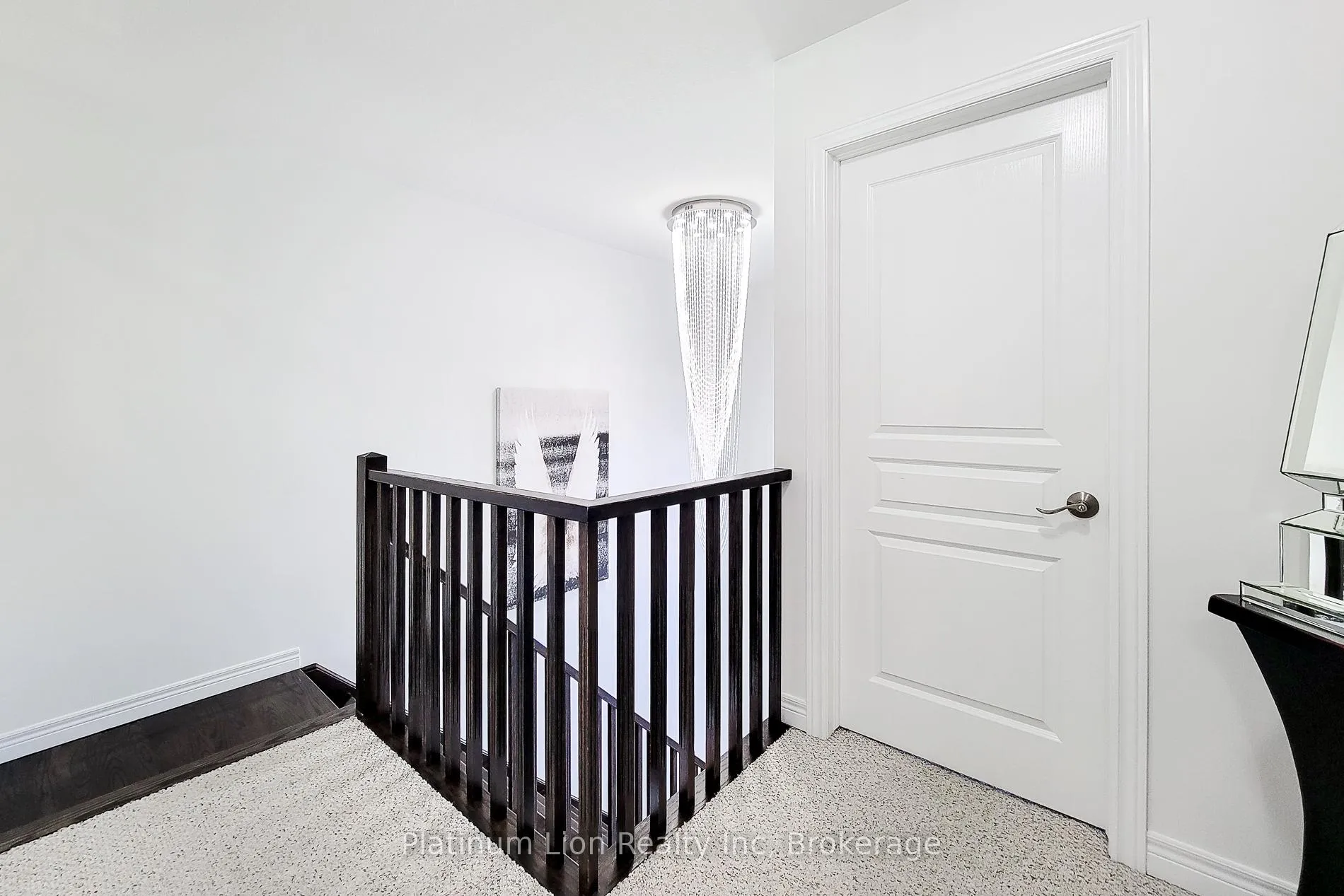 Photo 23 of 190 Bellagio Avenue, Hamilton, Rural Glanbrook — HOMEH