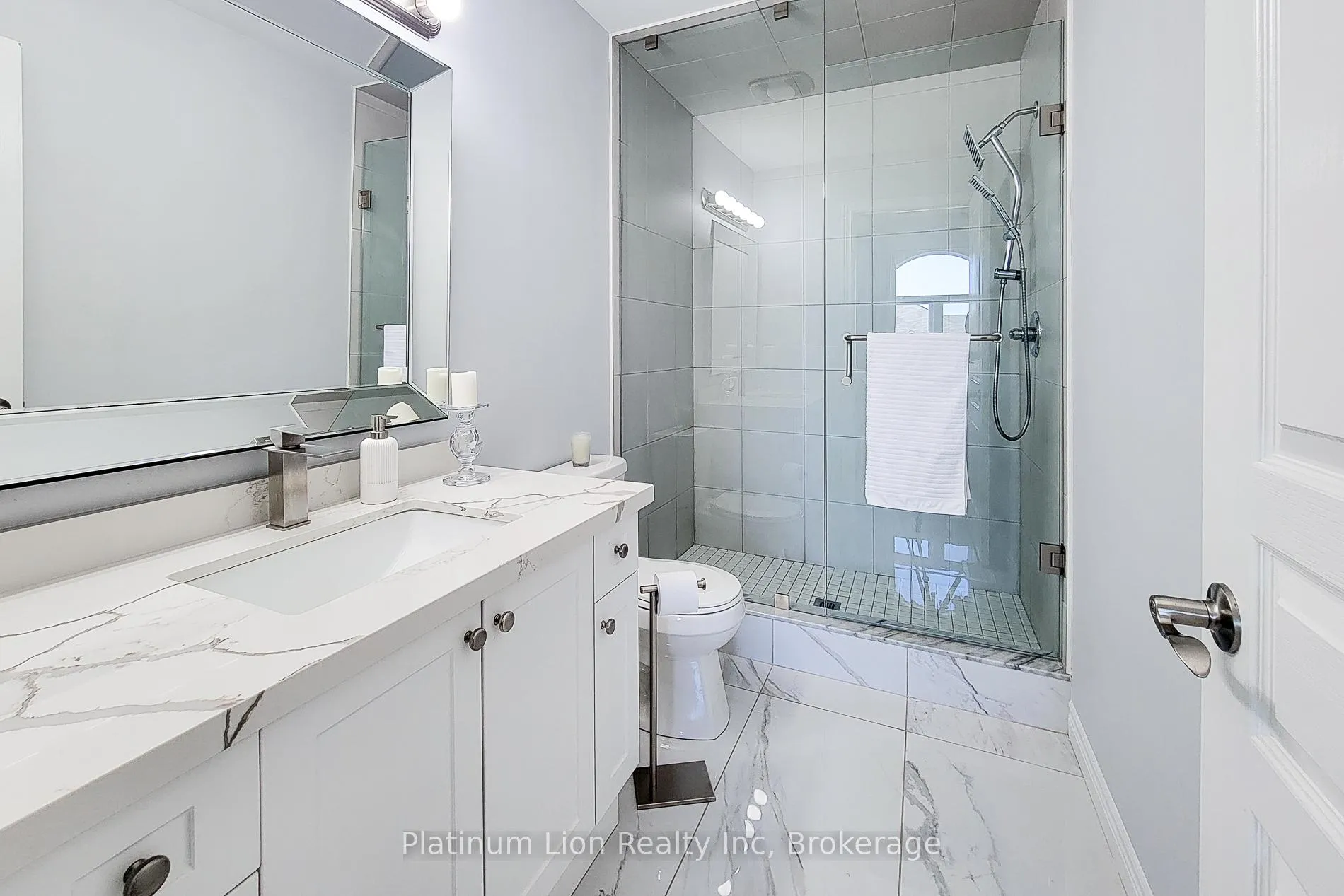 Photo 29 of 190 Bellagio Avenue, Hamilton, Rural Glanbrook — HOMEH