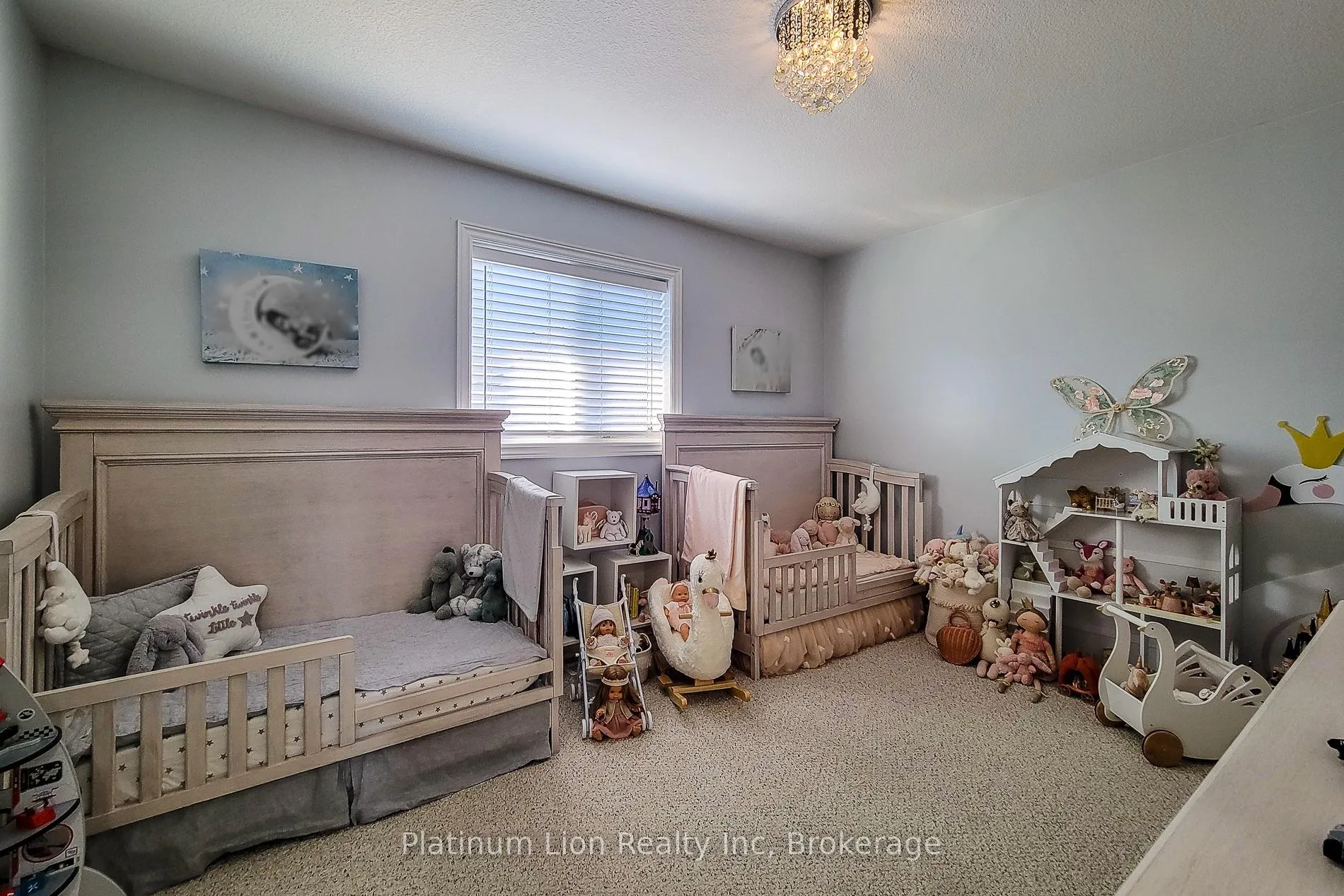 Photo 33 of 190 Bellagio Avenue, Hamilton, Rural Glanbrook — HOMEH