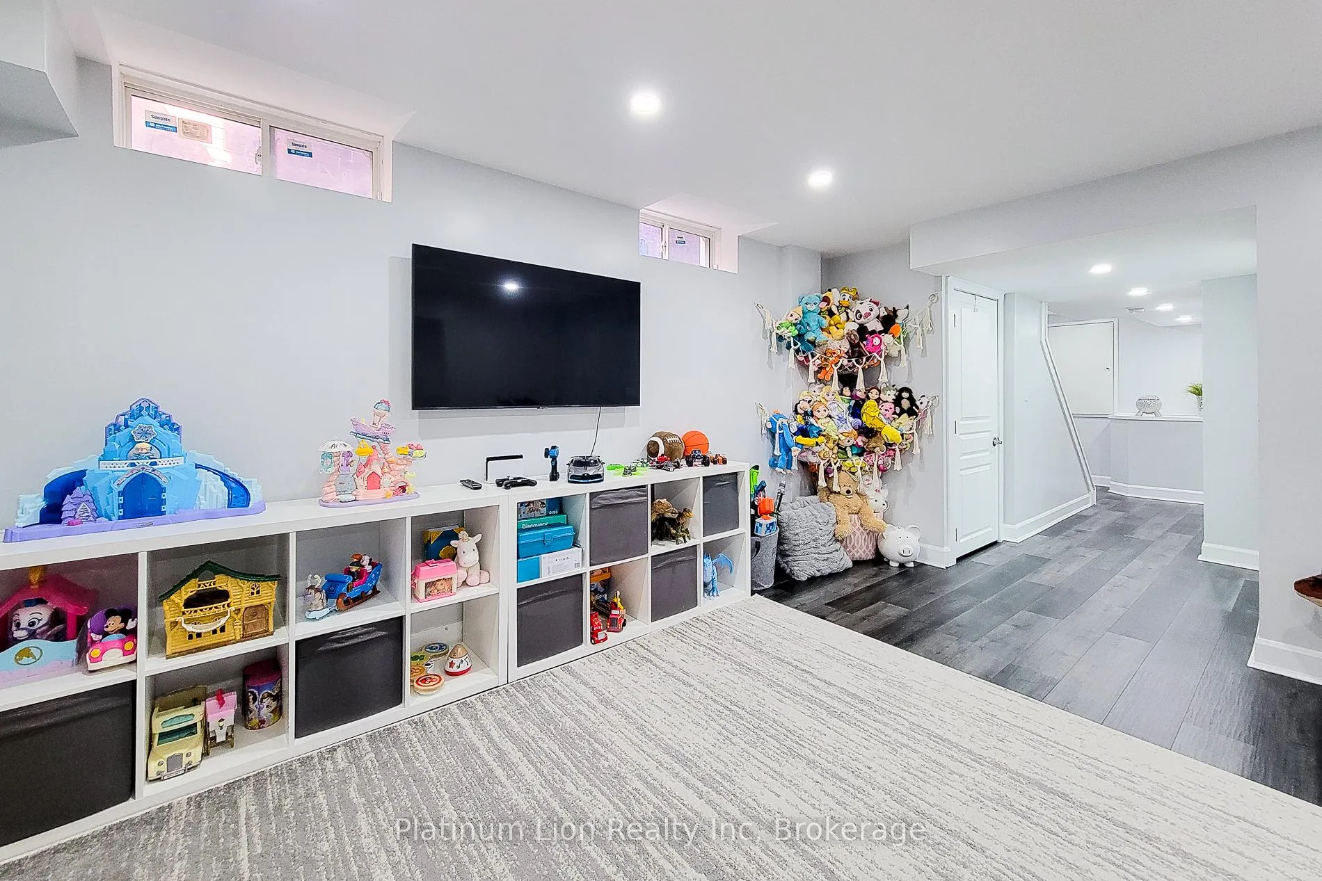 Photo 38 of 190 Bellagio Avenue, Hamilton, Rural Glanbrook — HOMEH