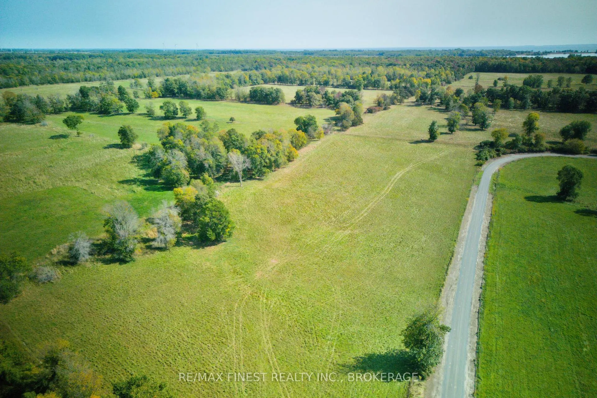 Photo 7 of 15355 Front Road, Loyalist, Lennox and Addington - South — HOMEH