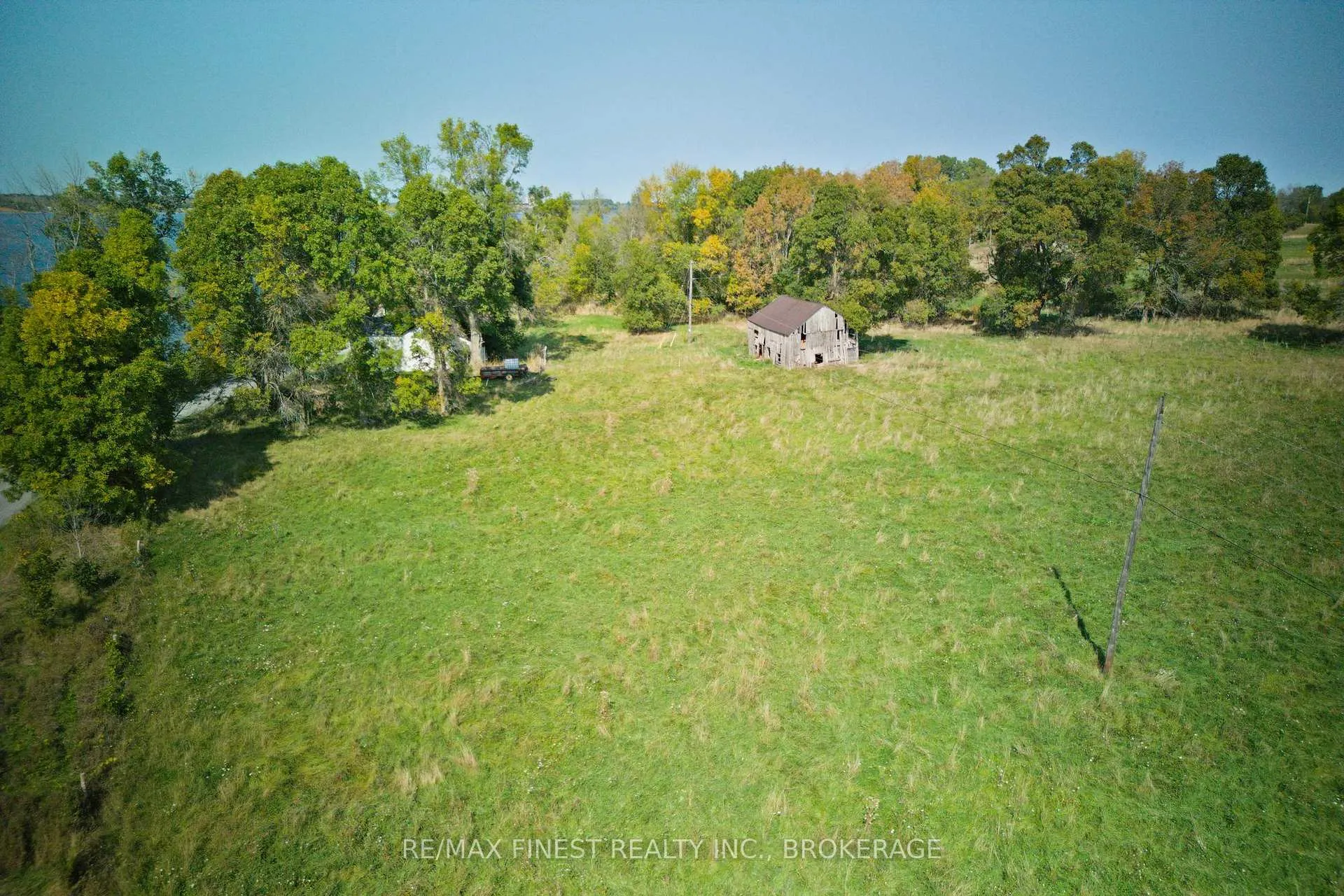 Photo 10 of 15355 Front Road, Loyalist, Lennox and Addington - South — HOMEH