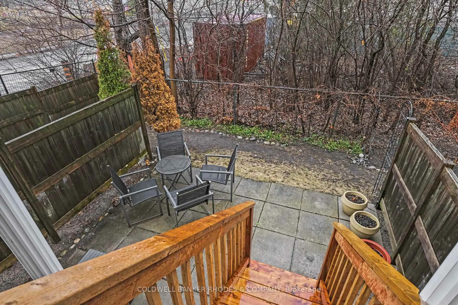 Photo 28 of 60 Mayflower Private, Ottawa, Woodroffe — HOMEH