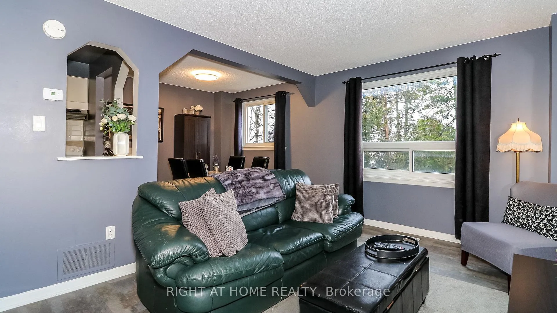 Photo 10 of 21 Robin Court, Barrie, Cundles East — HOMEH