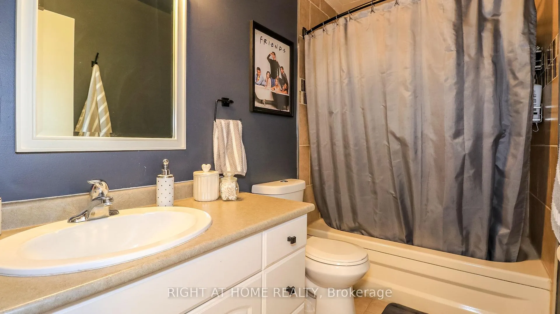 Photo 18 of 21 Robin Court, Barrie, Cundles East — HOMEH