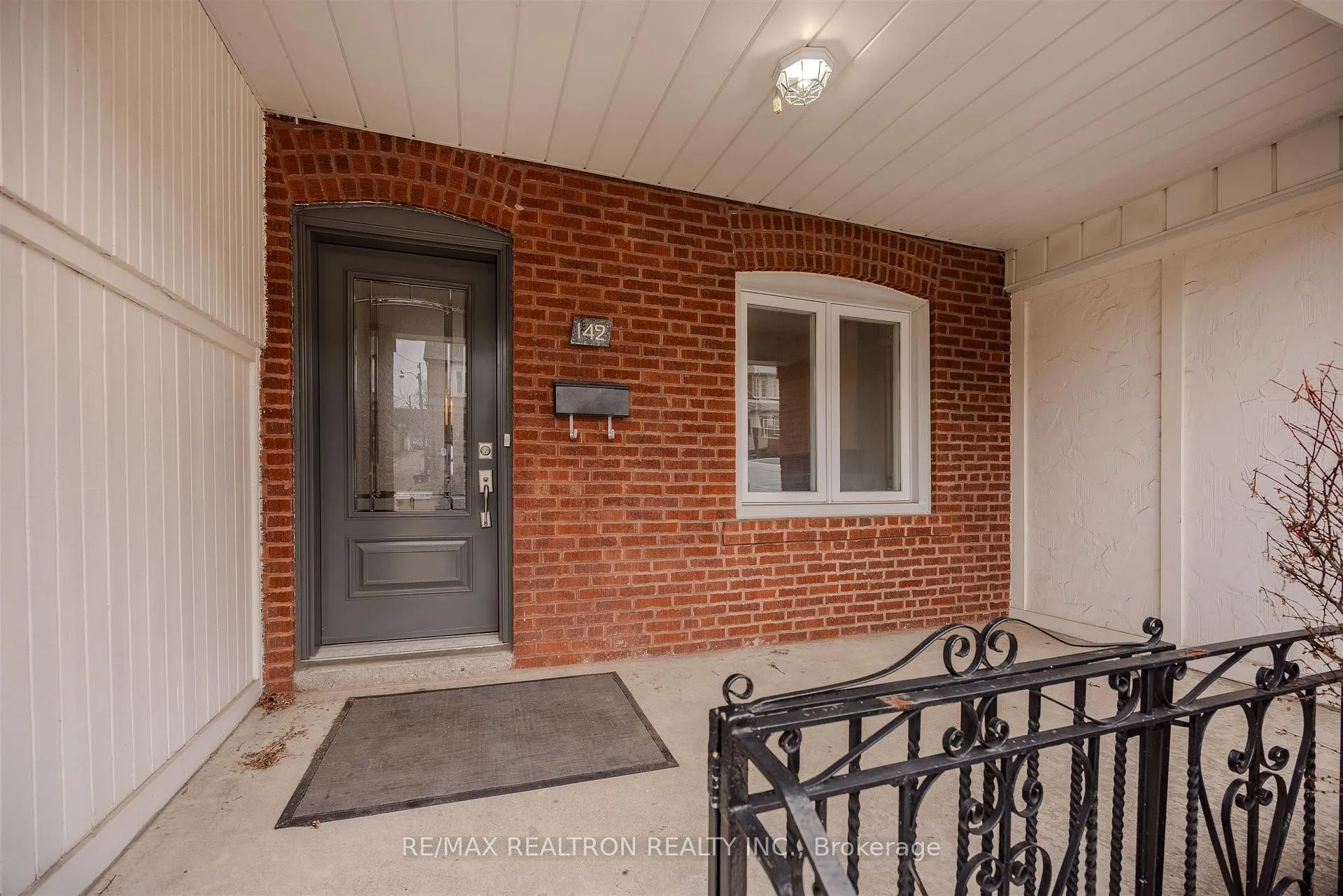 Photo 3 of 142 Gilbert Avenue, Toronto, Corso Italia-Davenport — HOMEH
