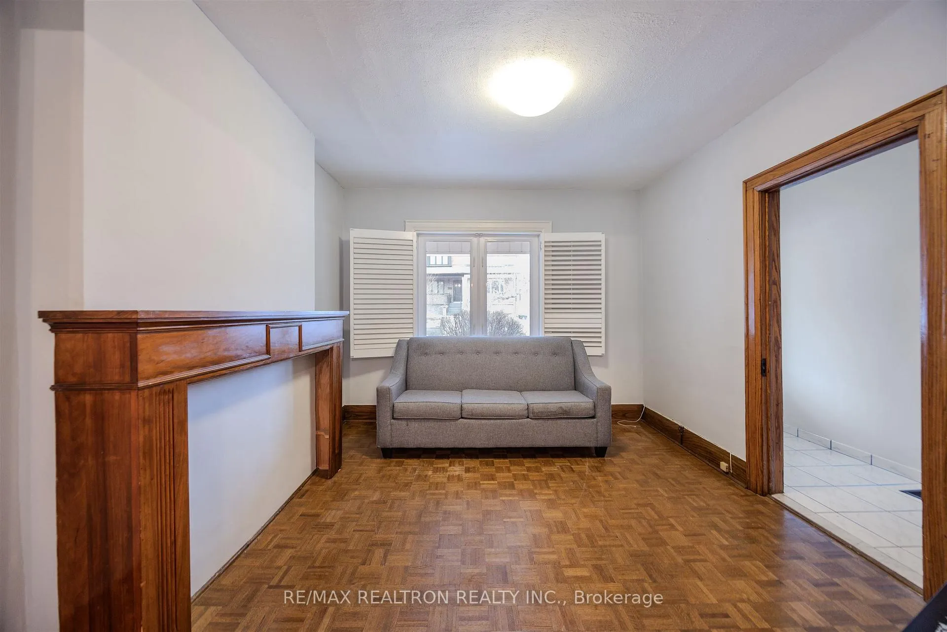 Photo 7 of 142 Gilbert Avenue, Toronto, Corso Italia-Davenport — HOMEH