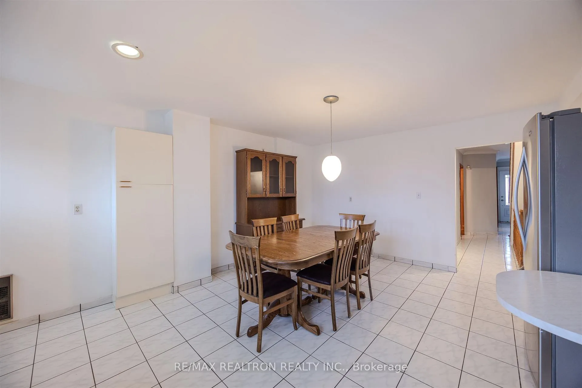 Photo 18 of 142 Gilbert Avenue, Toronto, Corso Italia-Davenport — HOMEH