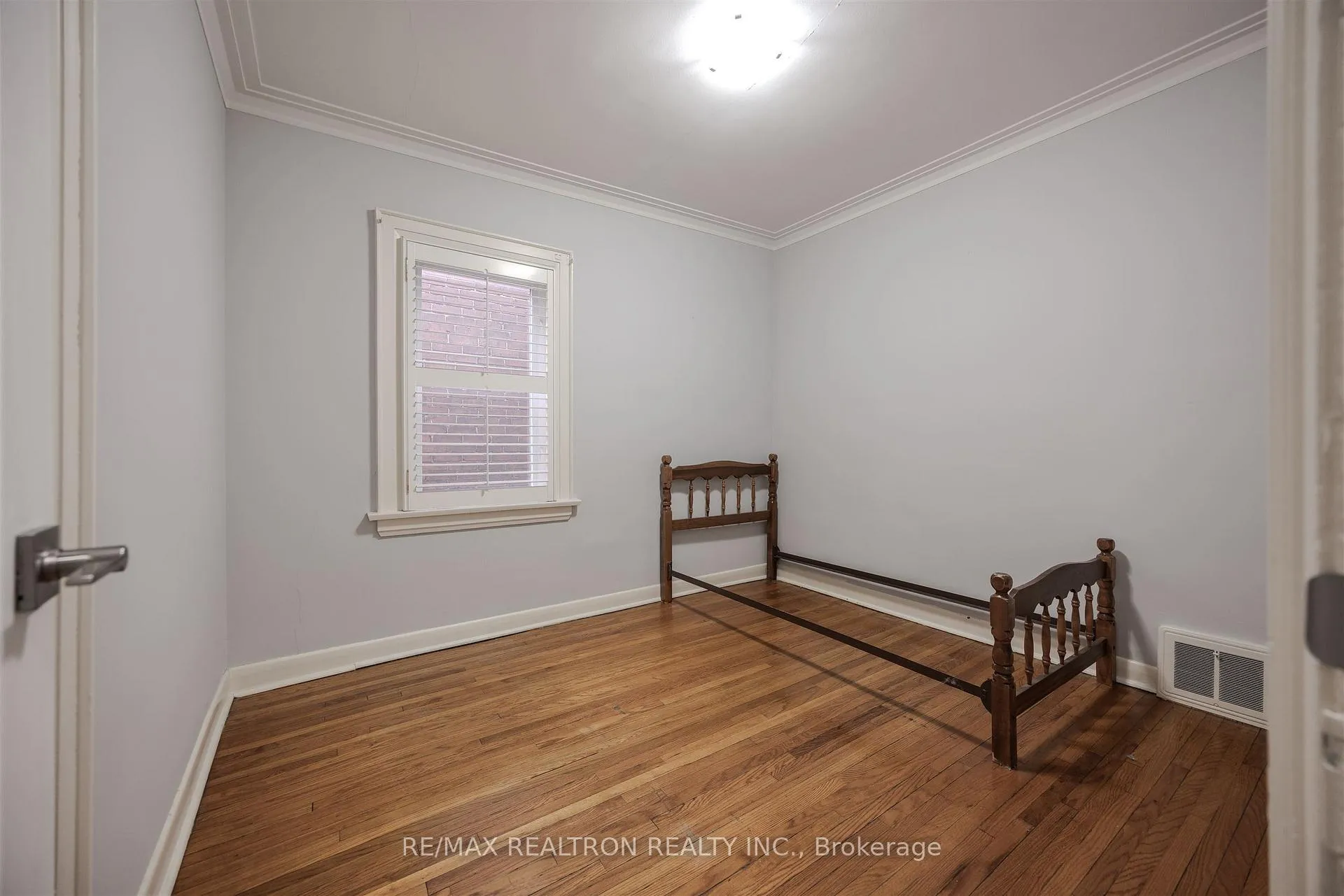Photo 27 of 142 Gilbert Avenue, Toronto, Corso Italia-Davenport — HOMEH
