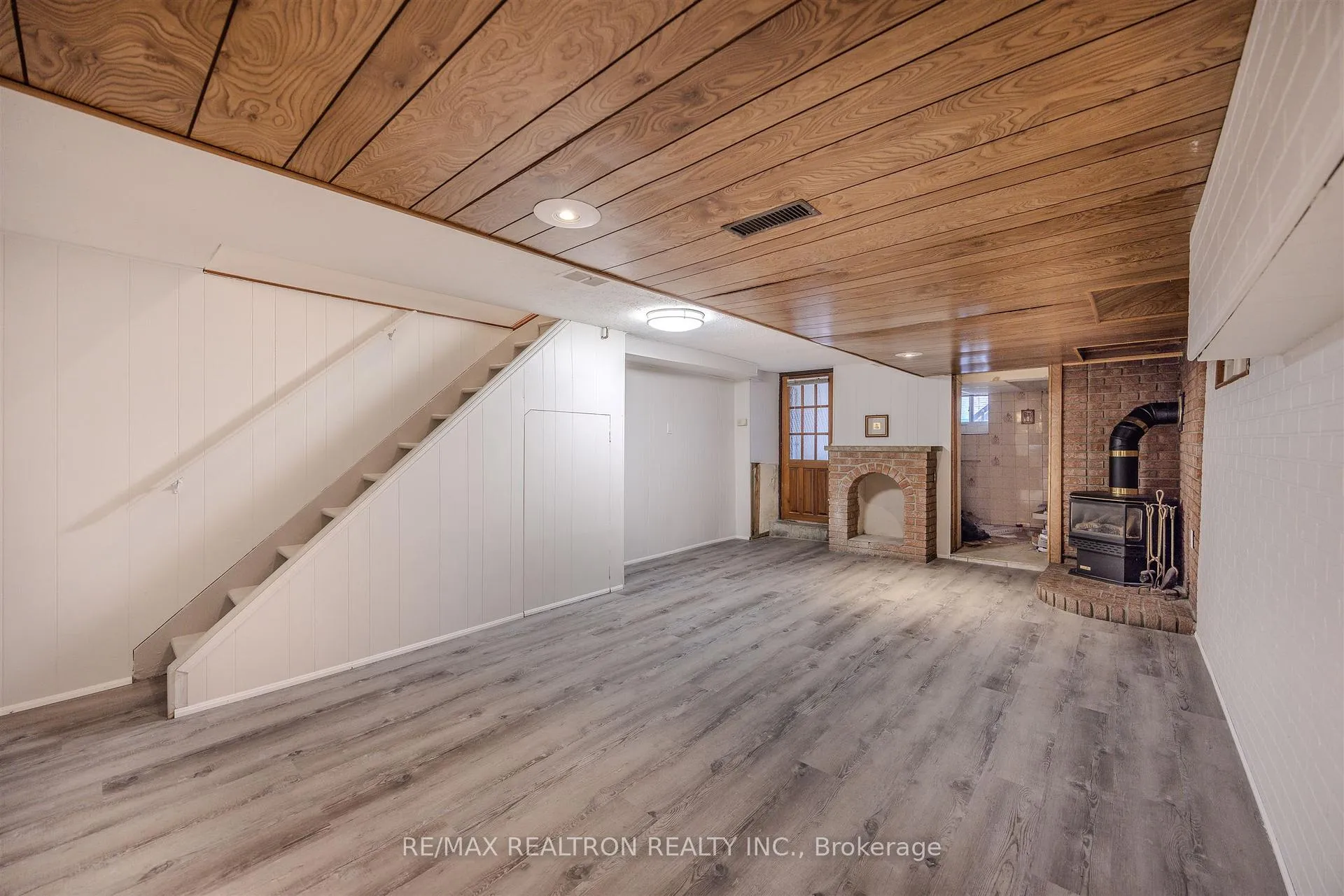 Photo 31 of 142 Gilbert Avenue, Toronto, Corso Italia-Davenport — HOMEH