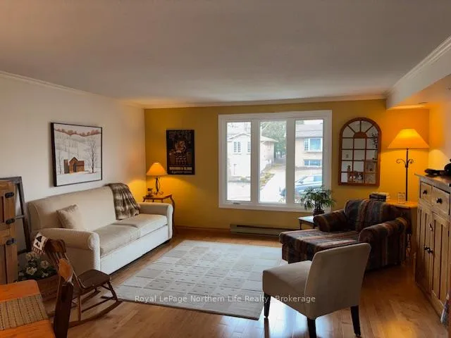 Photo 15 of 45 Sable Crescent, North Bay, Birchaven — HOMEH
