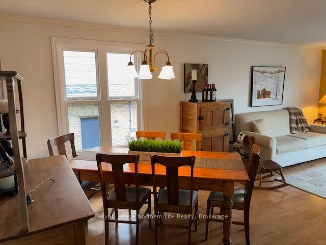 Photo 17 of 45 Sable Crescent, North Bay, Birchaven — HOMEH