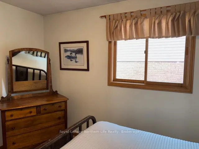 Photo 31 of 45 Sable Crescent, North Bay, Birchaven — HOMEH