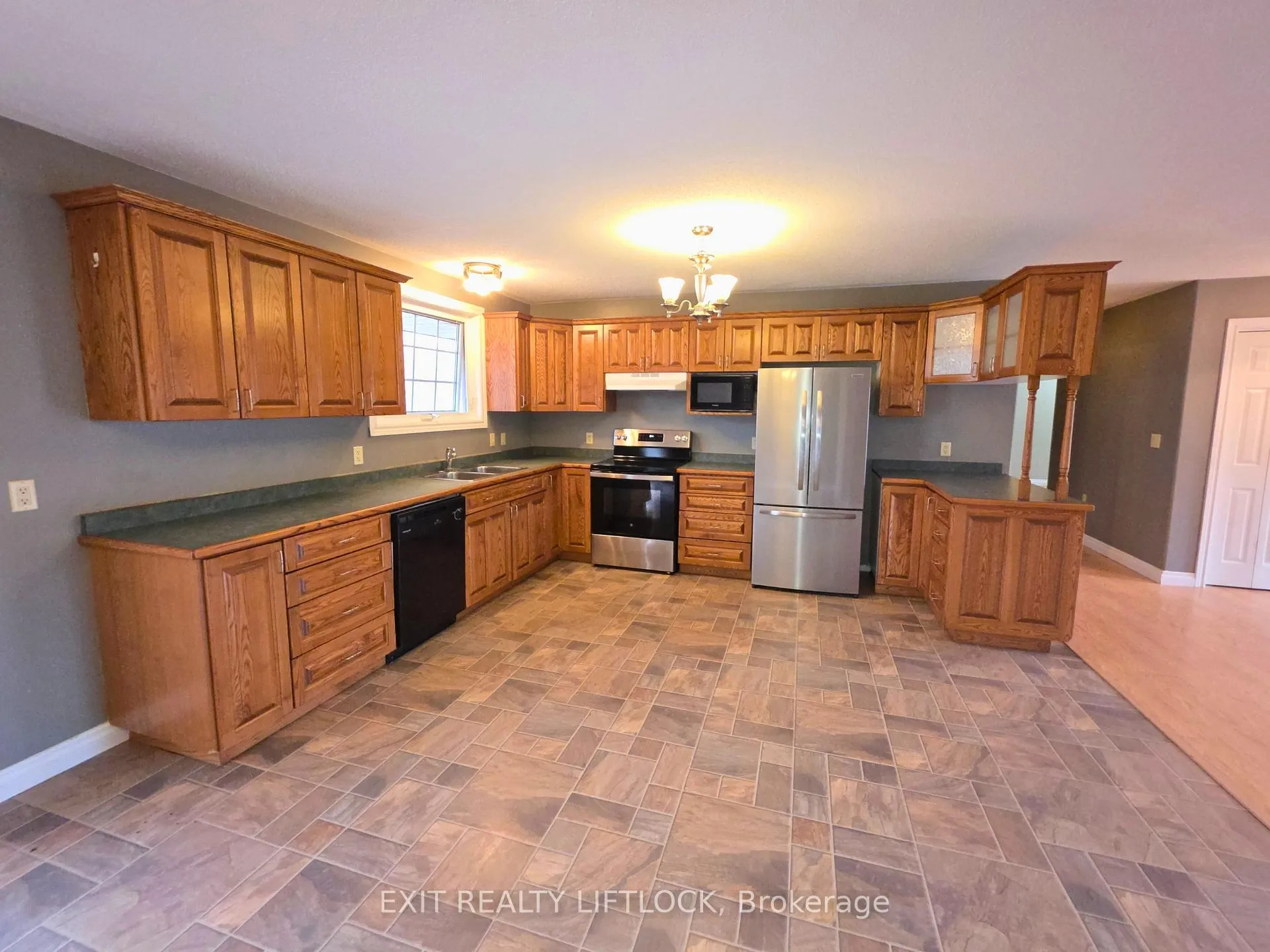 Photo 3 of 308 Middle Ridge Road, Brighton, Rural Brighton — HOMEH