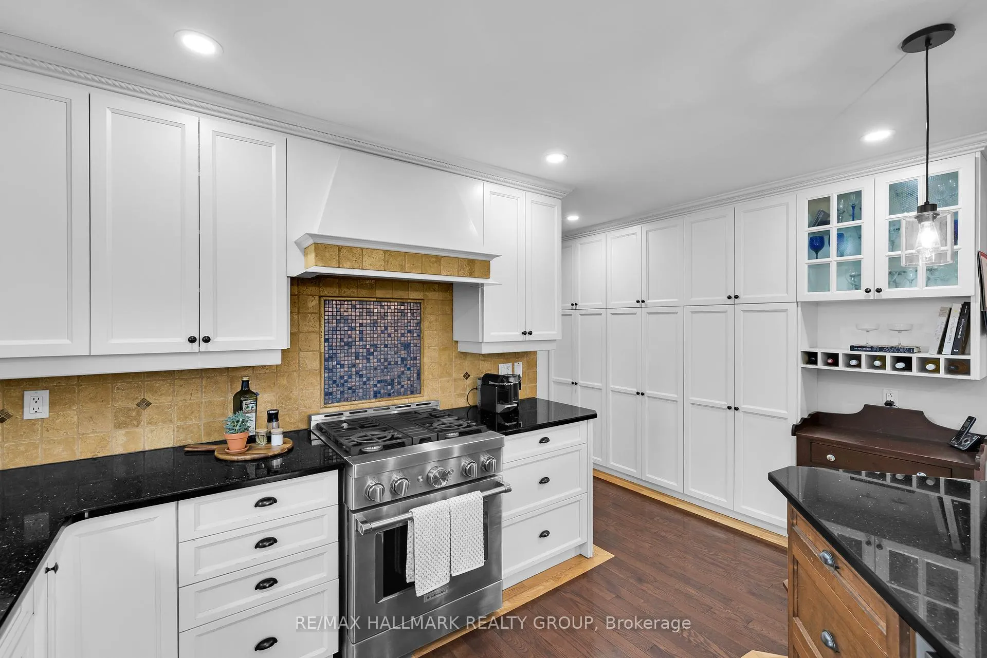 Photo 16 of 38 Briermoor Crescent, Ottawa, Hunt Club Park/Greenboro — HOMEH