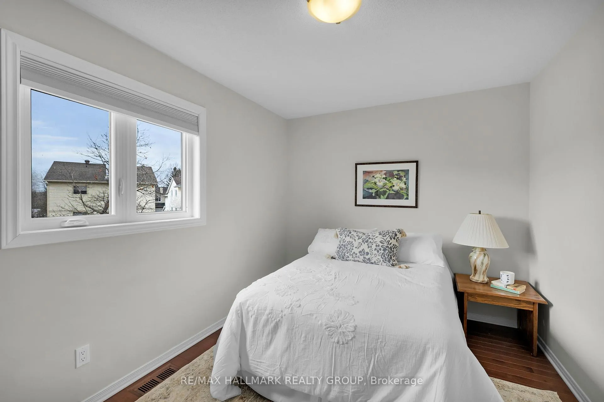 Photo 34 of 38 Briermoor Crescent, Ottawa, Hunt Club Park/Greenboro — HOMEH