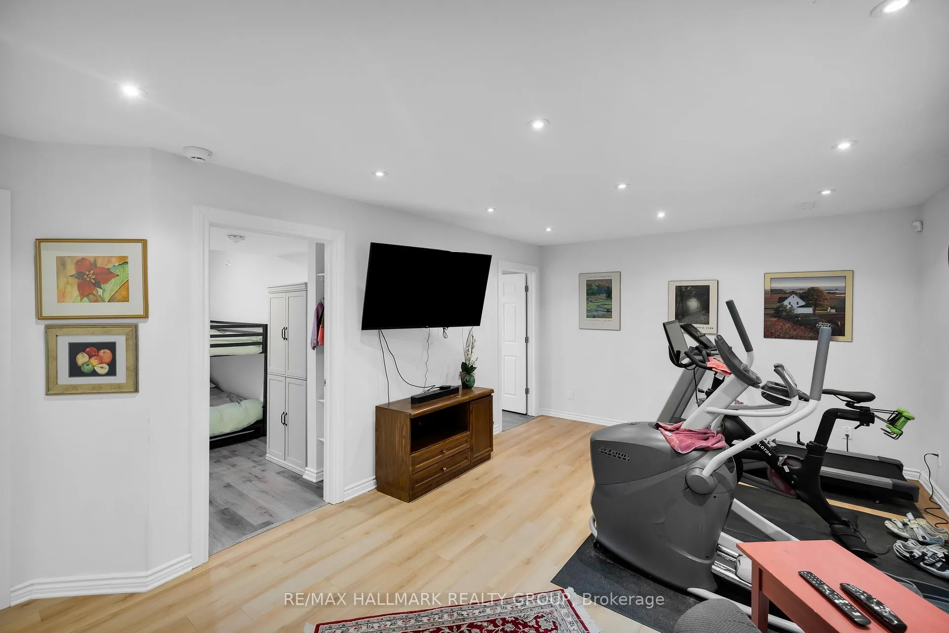 Photo 41 of 38 Briermoor Crescent, Ottawa, Hunt Club Park/Greenboro — HOMEH
