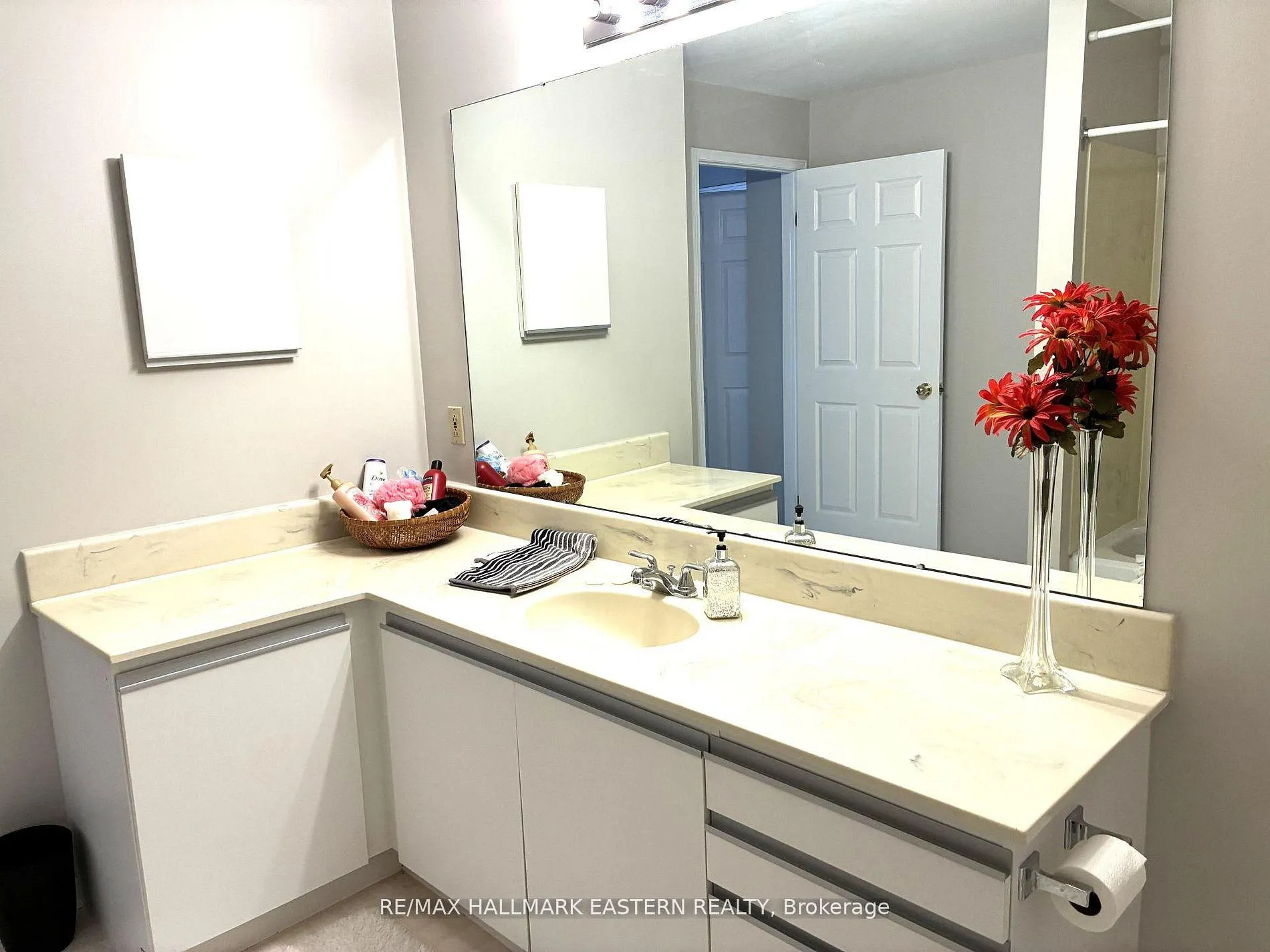 Photo 35 of Unit 304C, 1099 Clonsilla Avenue S, Peterborough, Otonabee Ward 1 — HOMEH