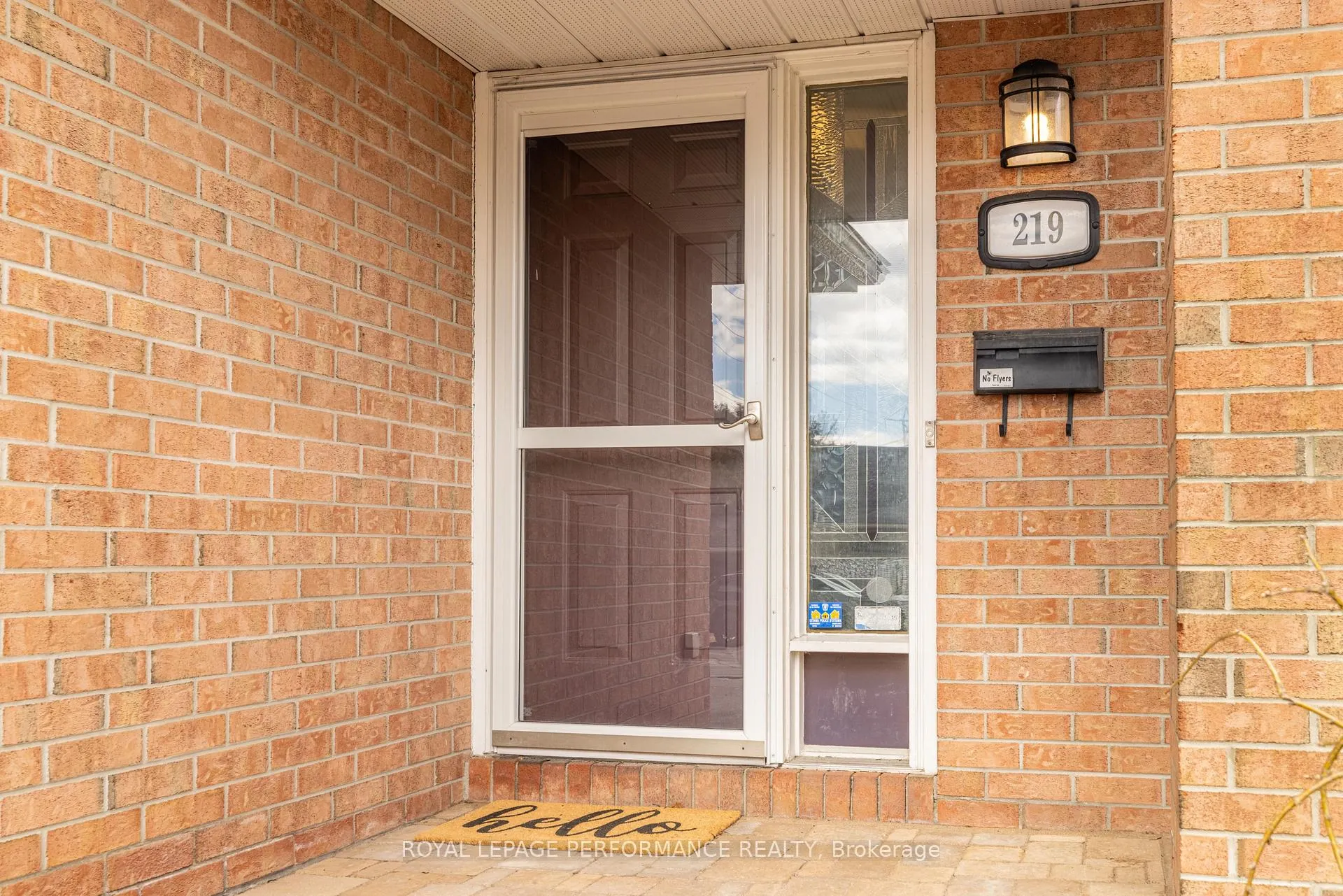 Photo 3 of 219 Switzer Avenue, Ottawa, Westboro/Hampton Park — HOMEH