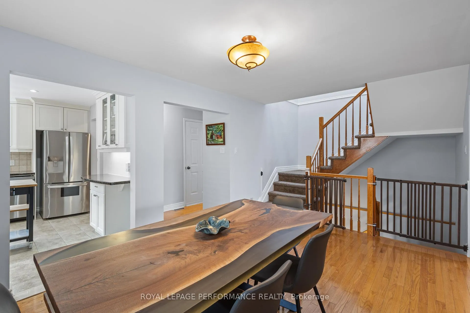 Photo 11 of 219 Switzer Avenue, Ottawa, Westboro/Hampton Park — HOMEH