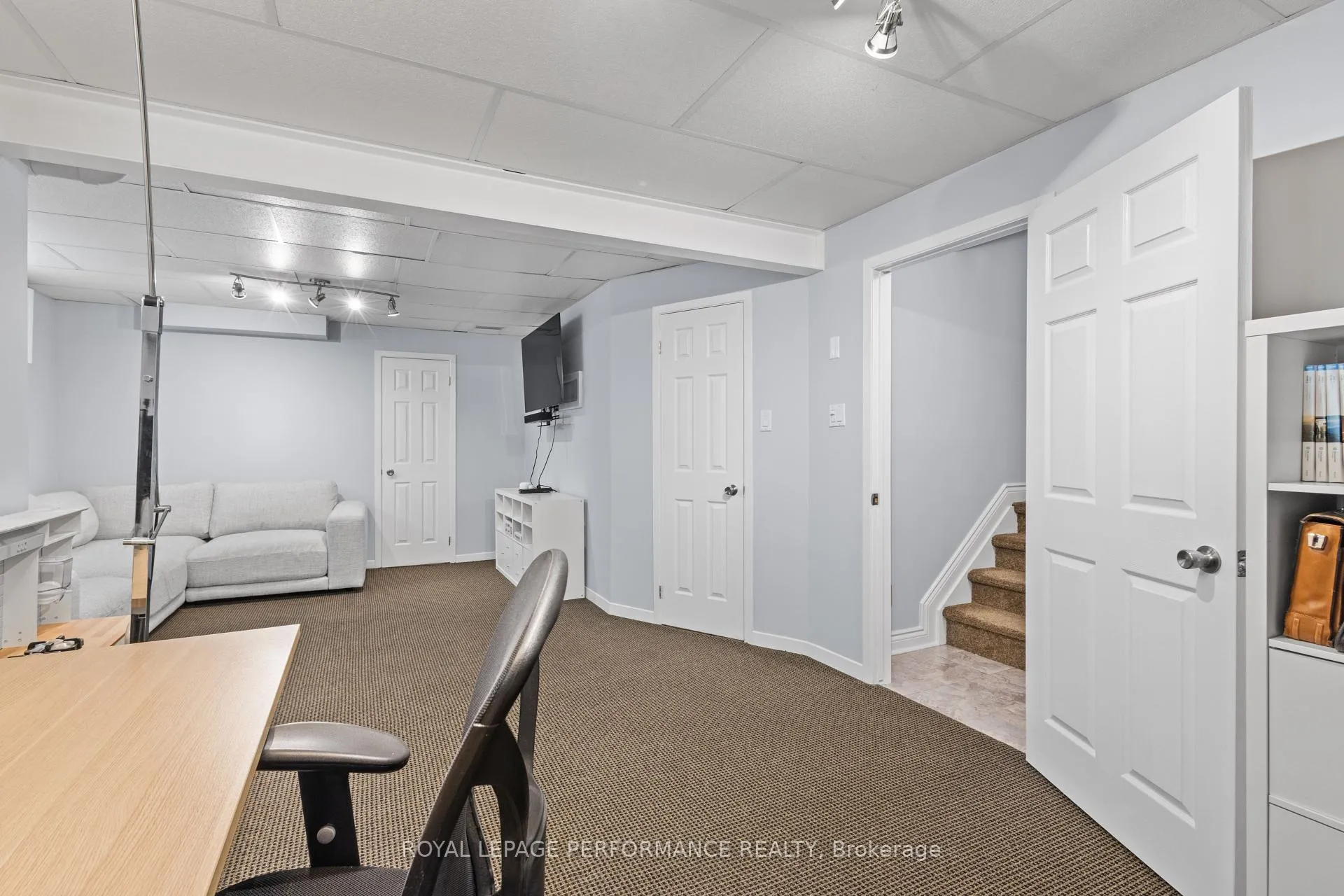 Photo 33 of 219 Switzer Avenue, Ottawa, Westboro/Hampton Park — HOMEH