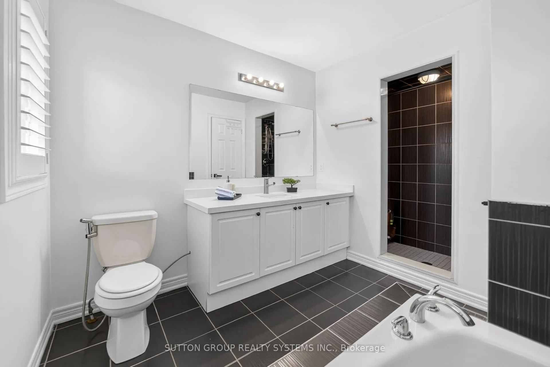 Photo 30 of 10 Munch Place, Milton, Willmott — HOMEH