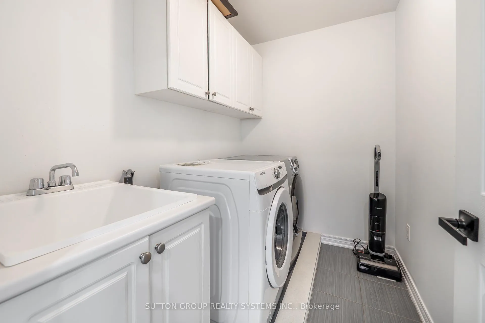 Photo 37 of 10 Munch Place, Milton, Willmott — HOMEH