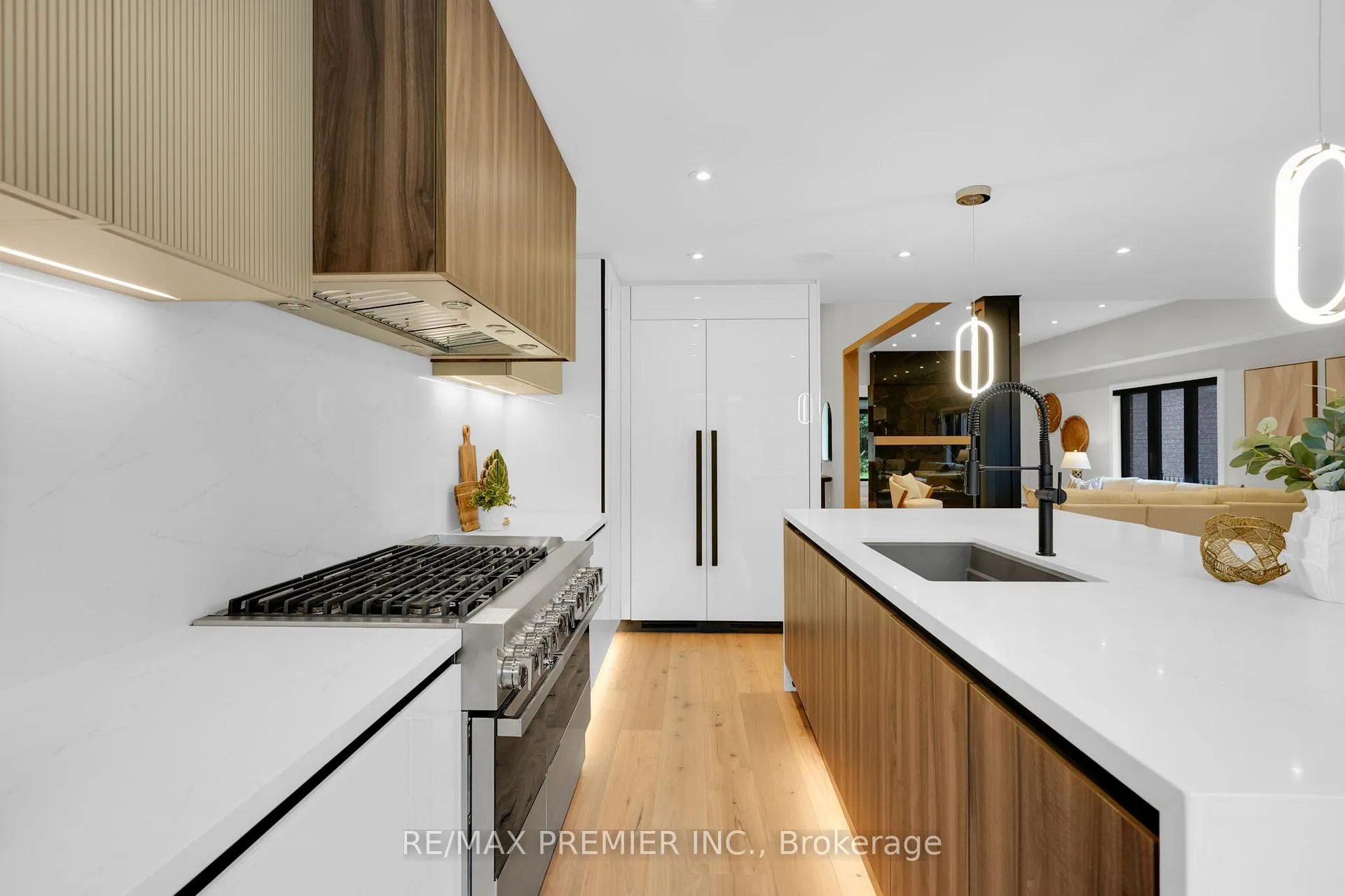 Photo 19 of 19 Polo Crescent, Vaughan, East Woodbridge — HOMEH