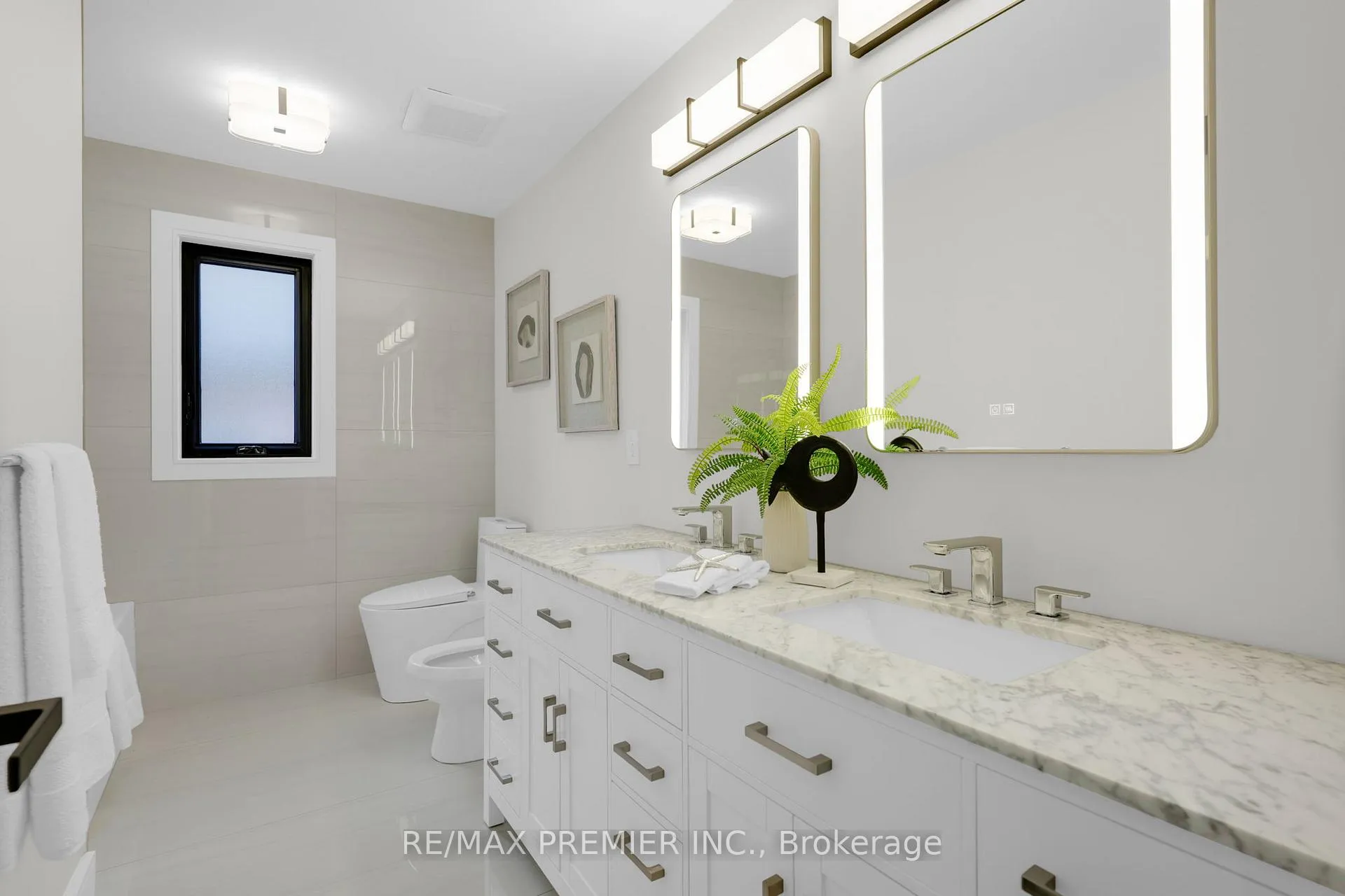 Photo 26 of 19 Polo Crescent, Vaughan, East Woodbridge — HOMEH