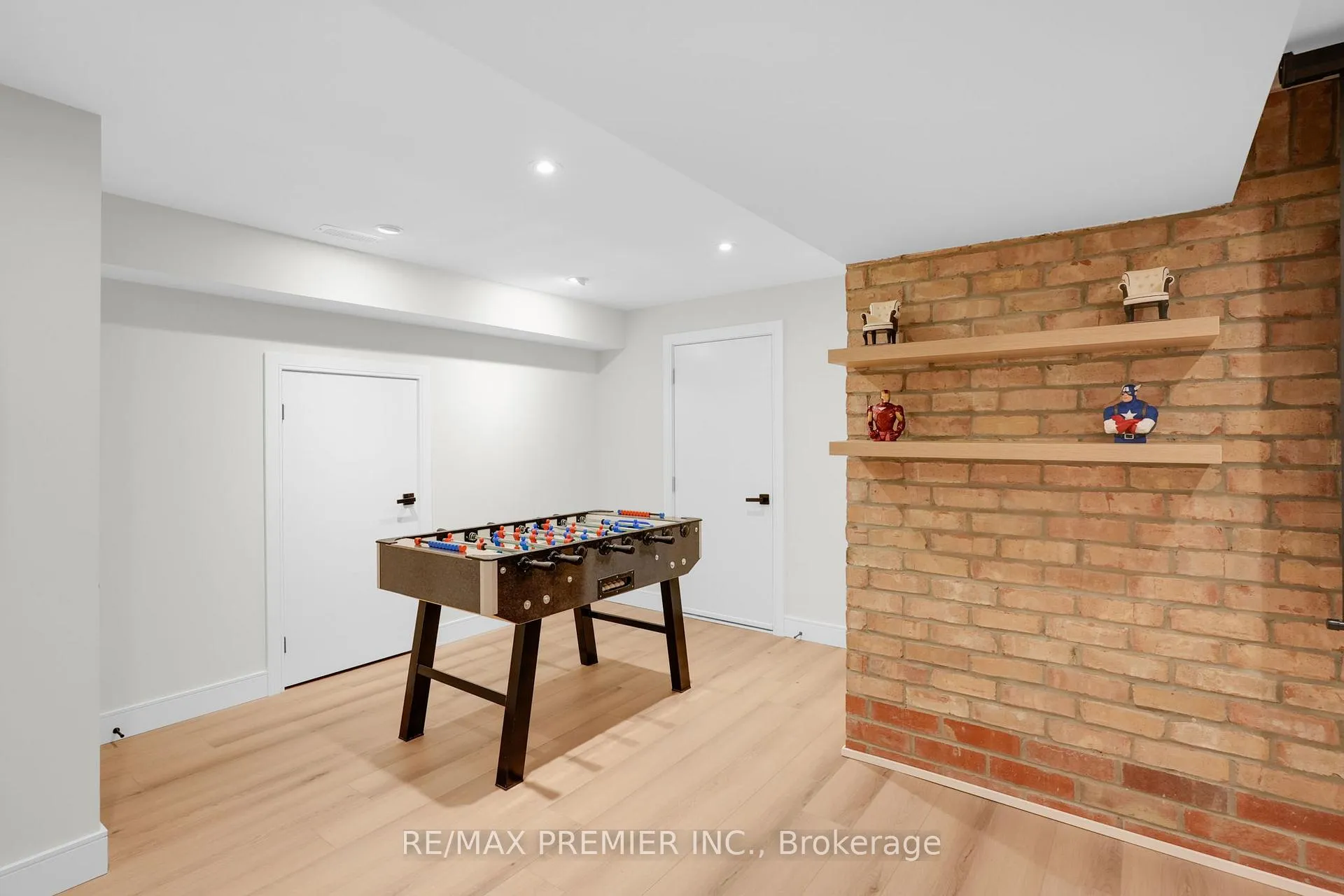 Photo 39 of 19 Polo Crescent, Vaughan, East Woodbridge — HOMEH