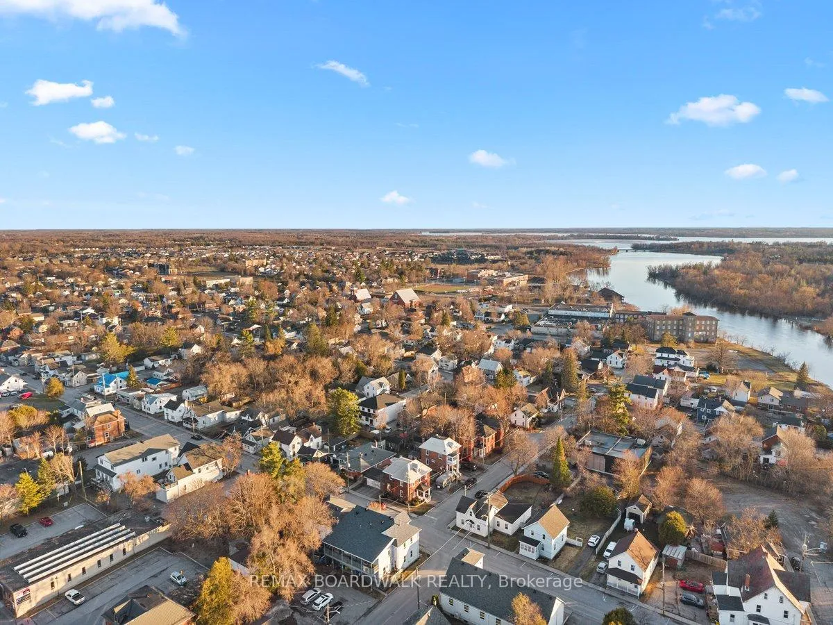 Photo 38 of 30 Emily Street, Carleton Place — HOMEH