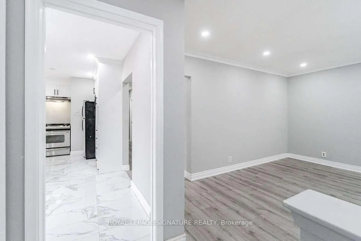 Photo 6 of Unit 1, 30 Gunton Drive, Etobicoke, West Humber-Clairville — HOMEH