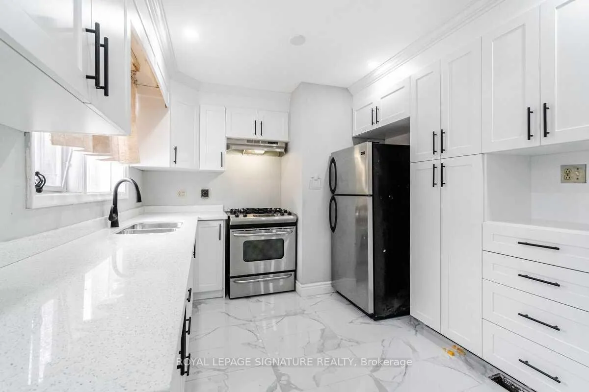 Photo 12 of Unit 1, 30 Gunton Drive, Etobicoke, West Humber-Clairville — HOMEH
