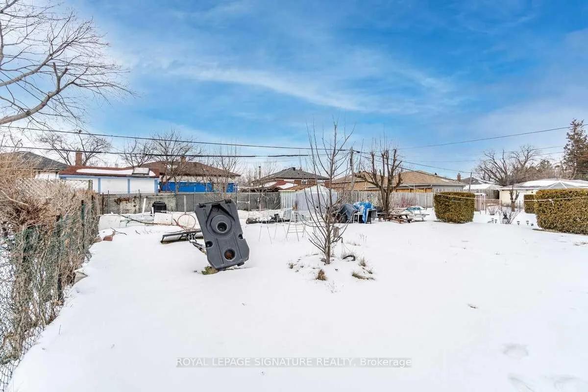 Photo 21 of Unit 1, 30 Gunton Drive, Etobicoke, West Humber-Clairville — HOMEH